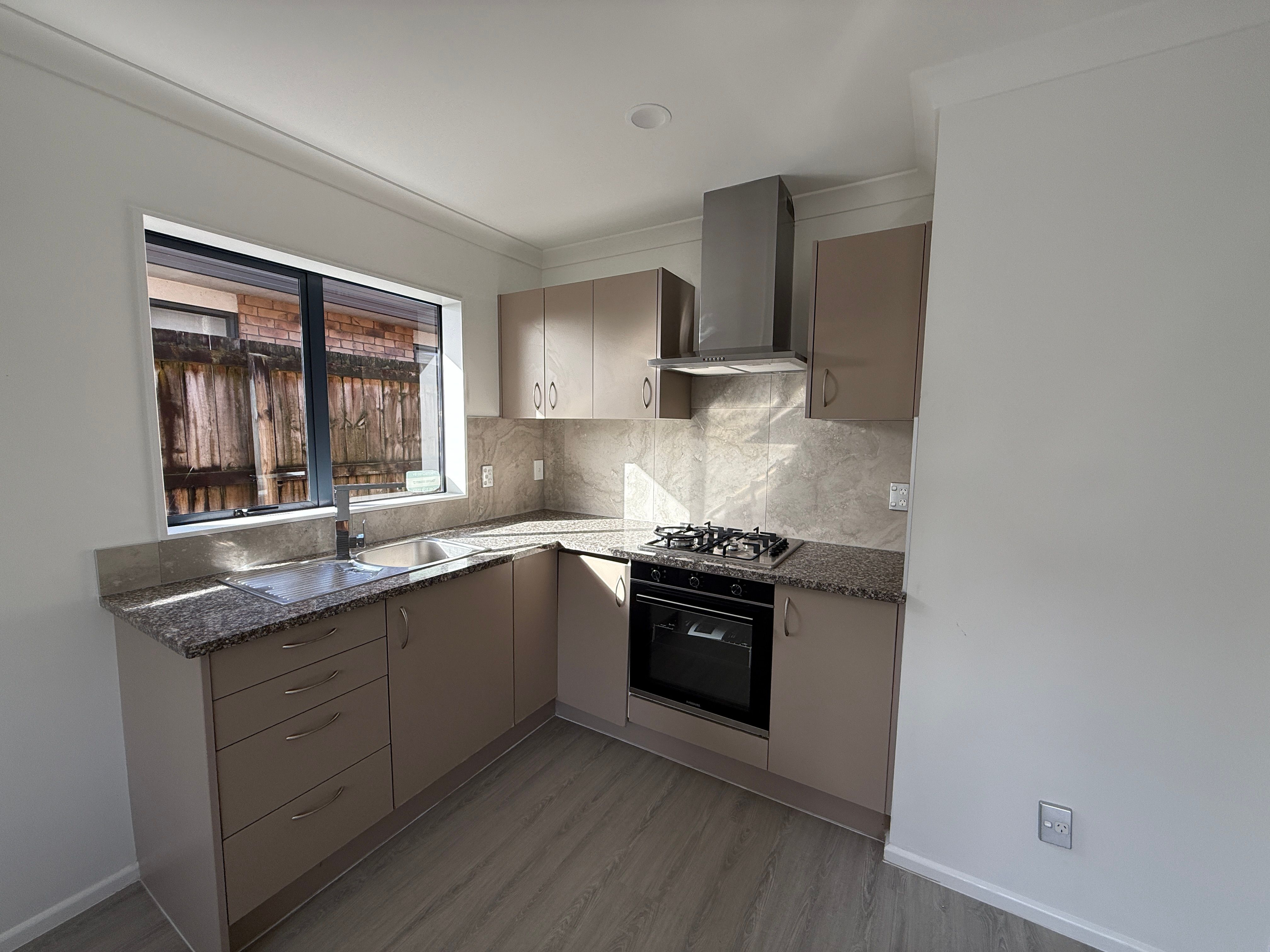 1a Dunaff Place, Flat Bush, Manukau City