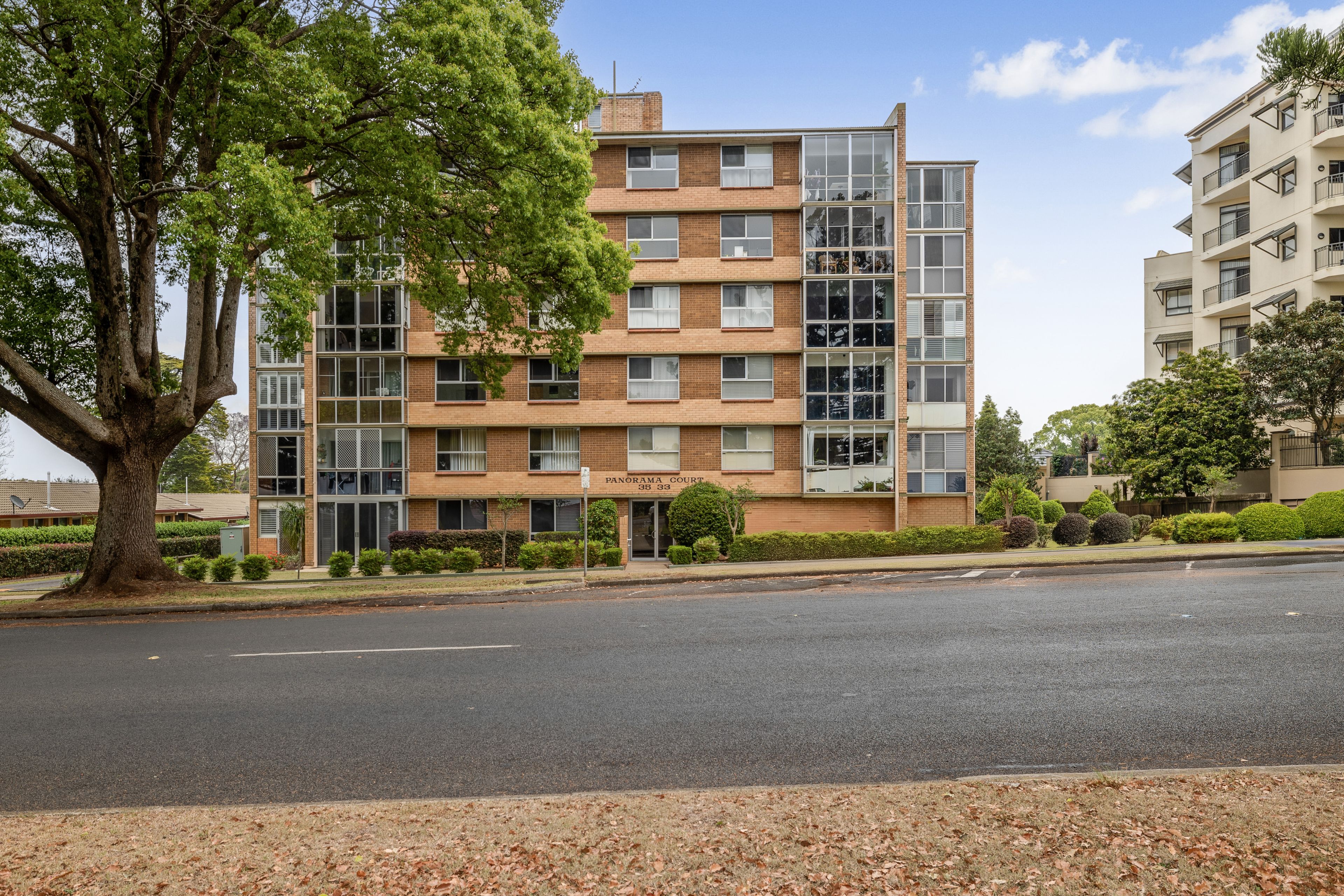 7/33-35 Tourist Road — photo from Ray White Toowoomba