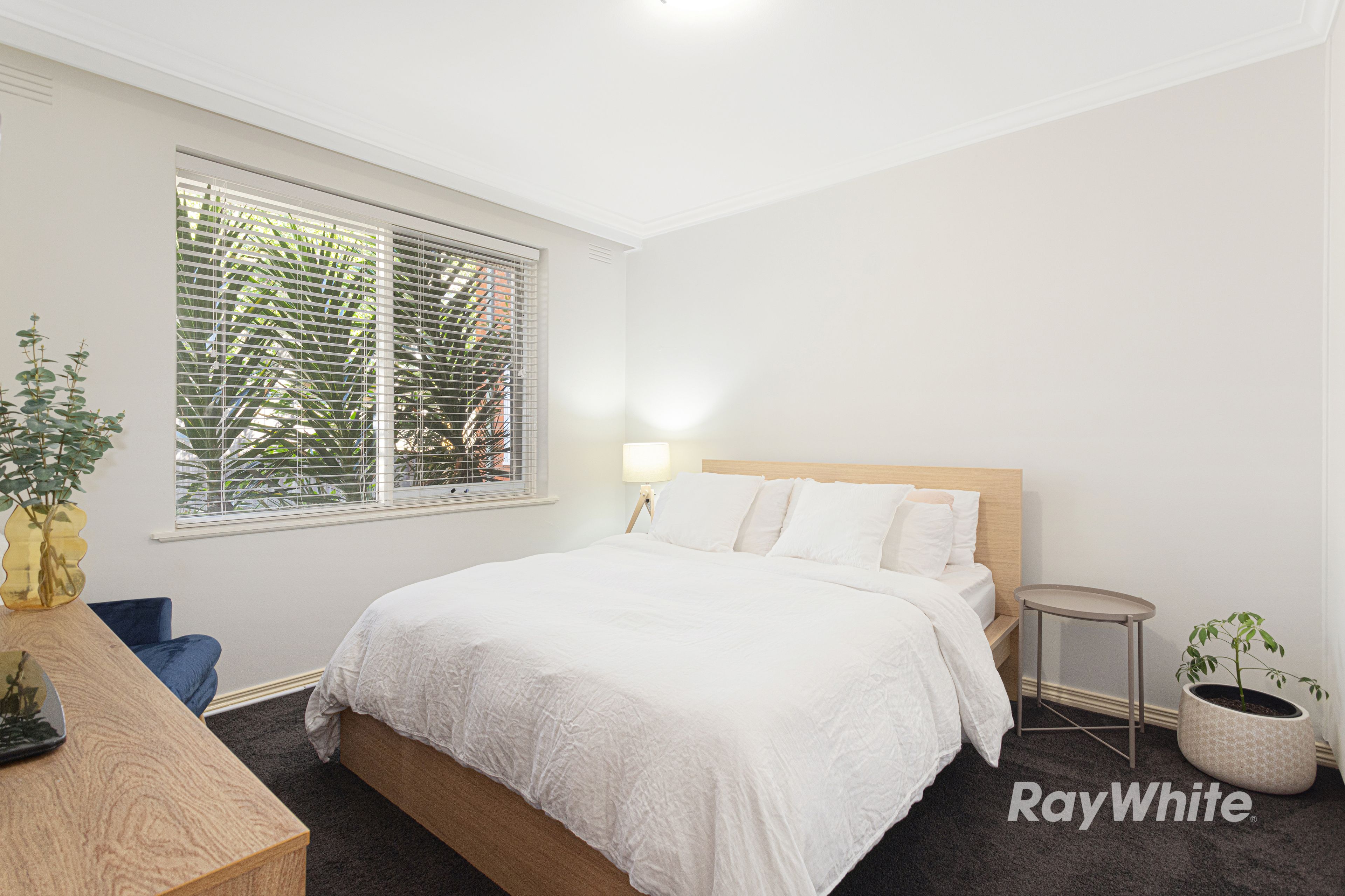 3/45 Coorigil Road — photo 3 of 7