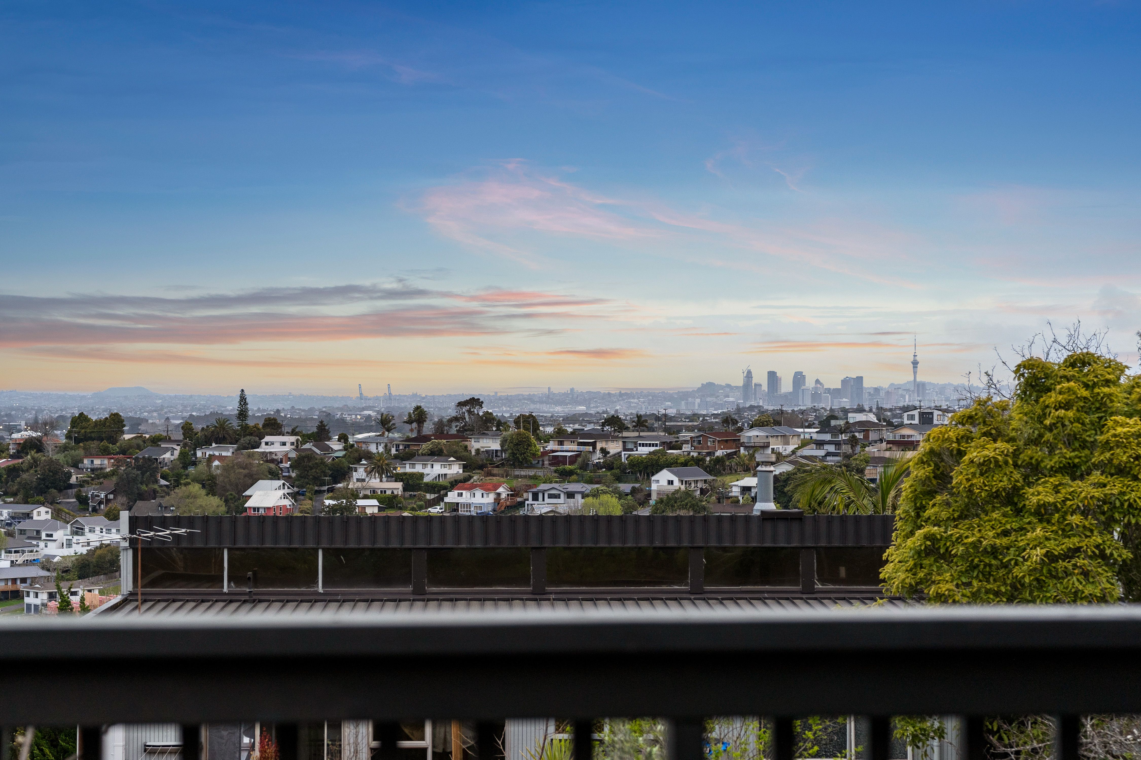 101 Sunset Road, Totara Vale, North Shore City