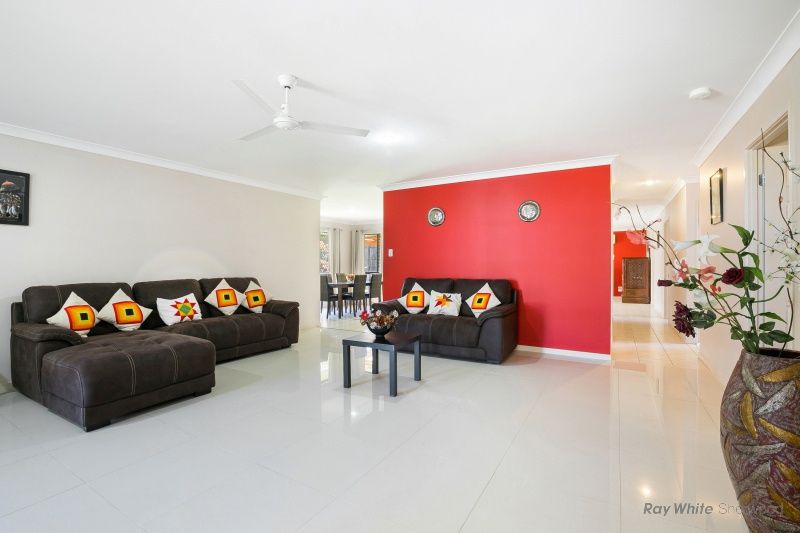 17 Salubris Place, Moggill, QLD 4070