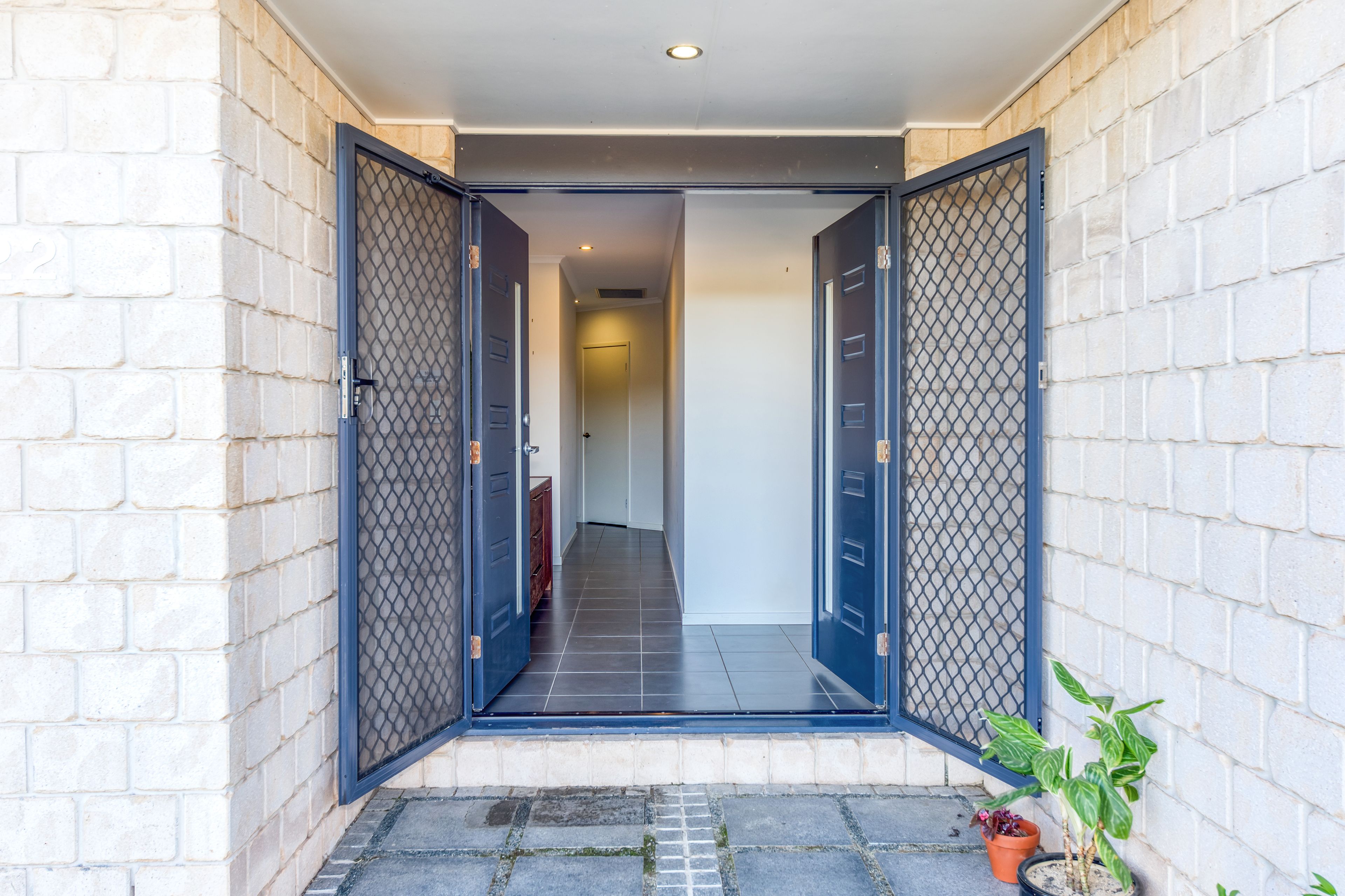 22 Crows Ash Place, Kuluin, QLD 4558