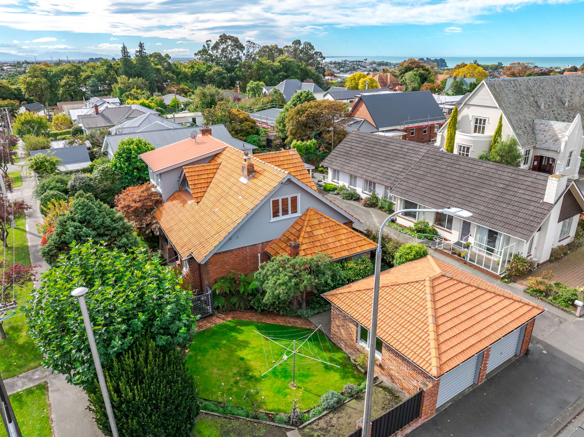 1 St Johns Avenue photo 33