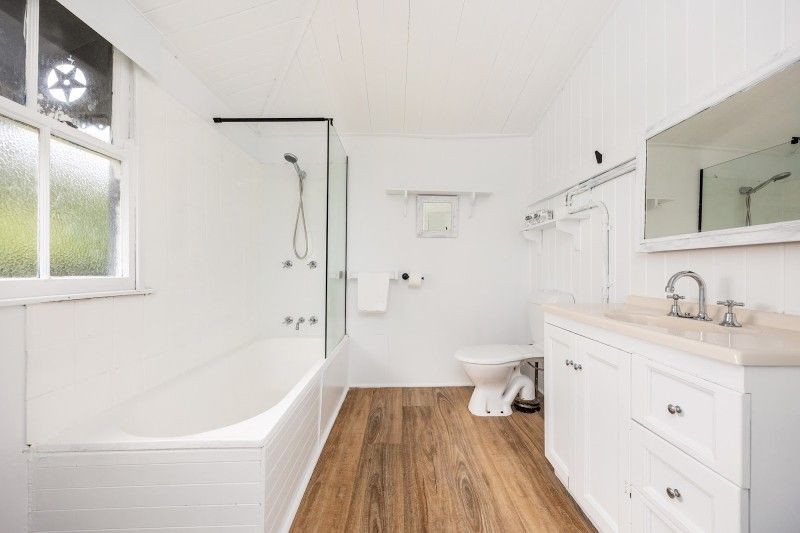 12 Charles Street, Pialba, QLD 4655