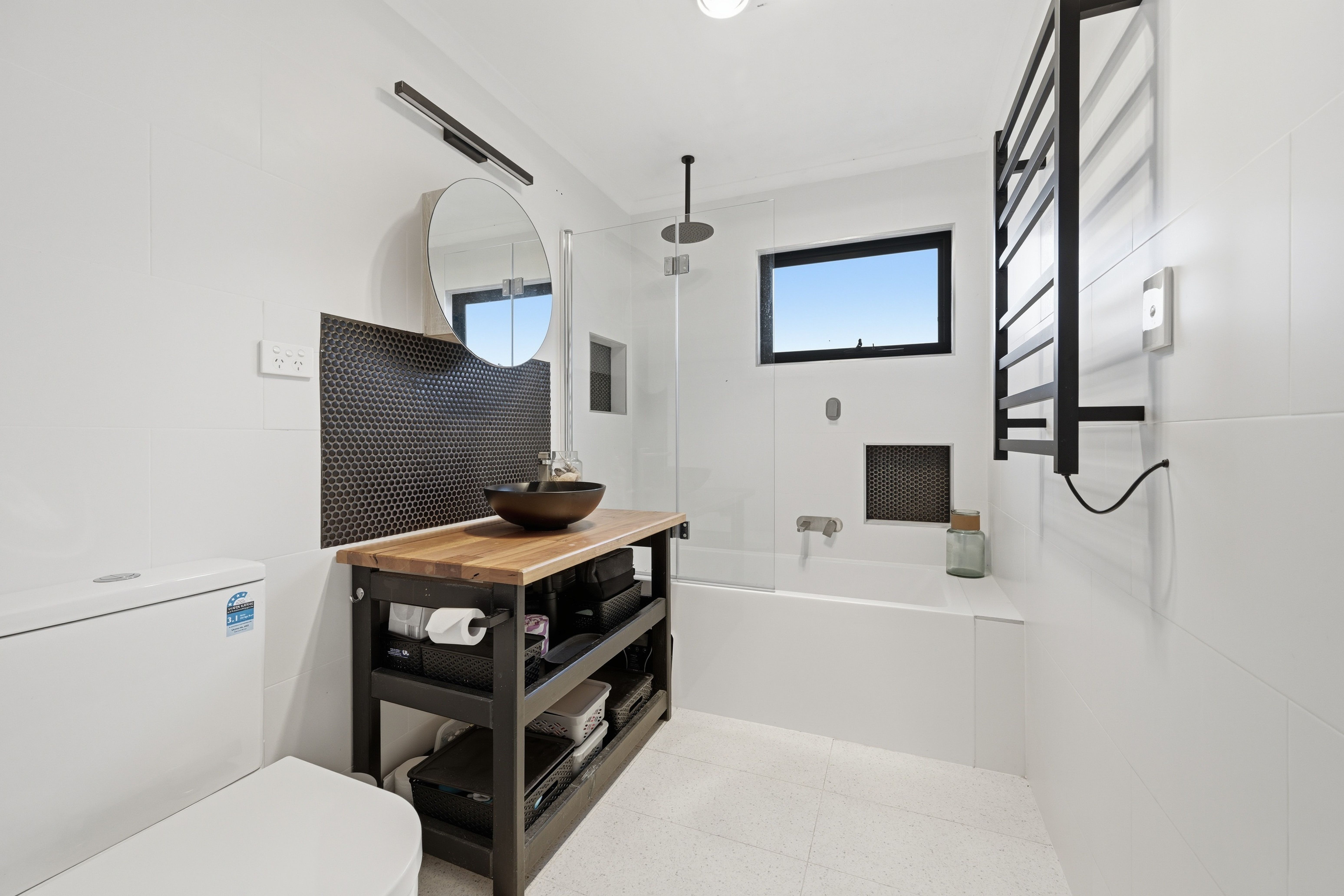 22 Tamara Crescent — photo 9 of 15