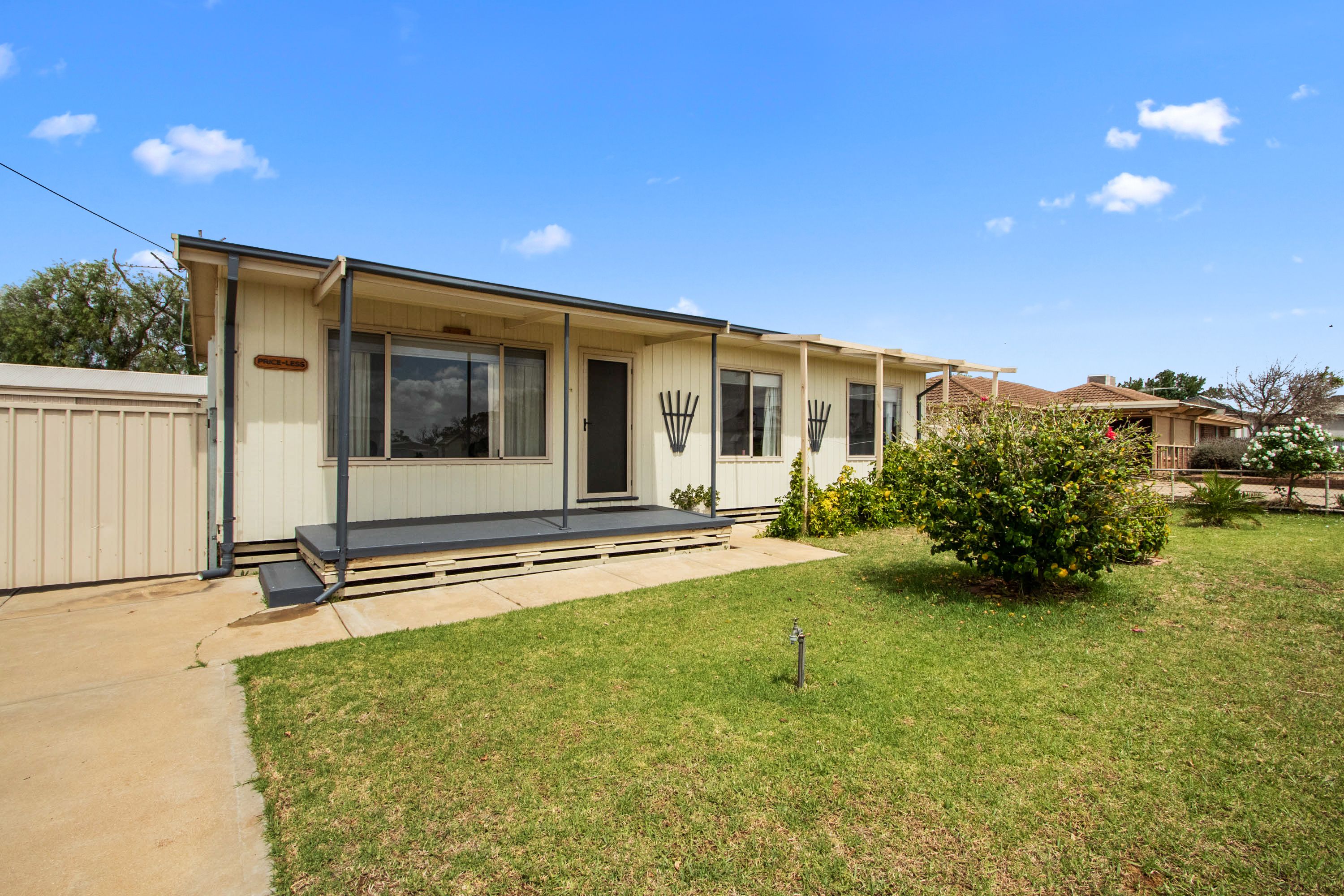 11 Annie Watt Street, Price, SA 5570