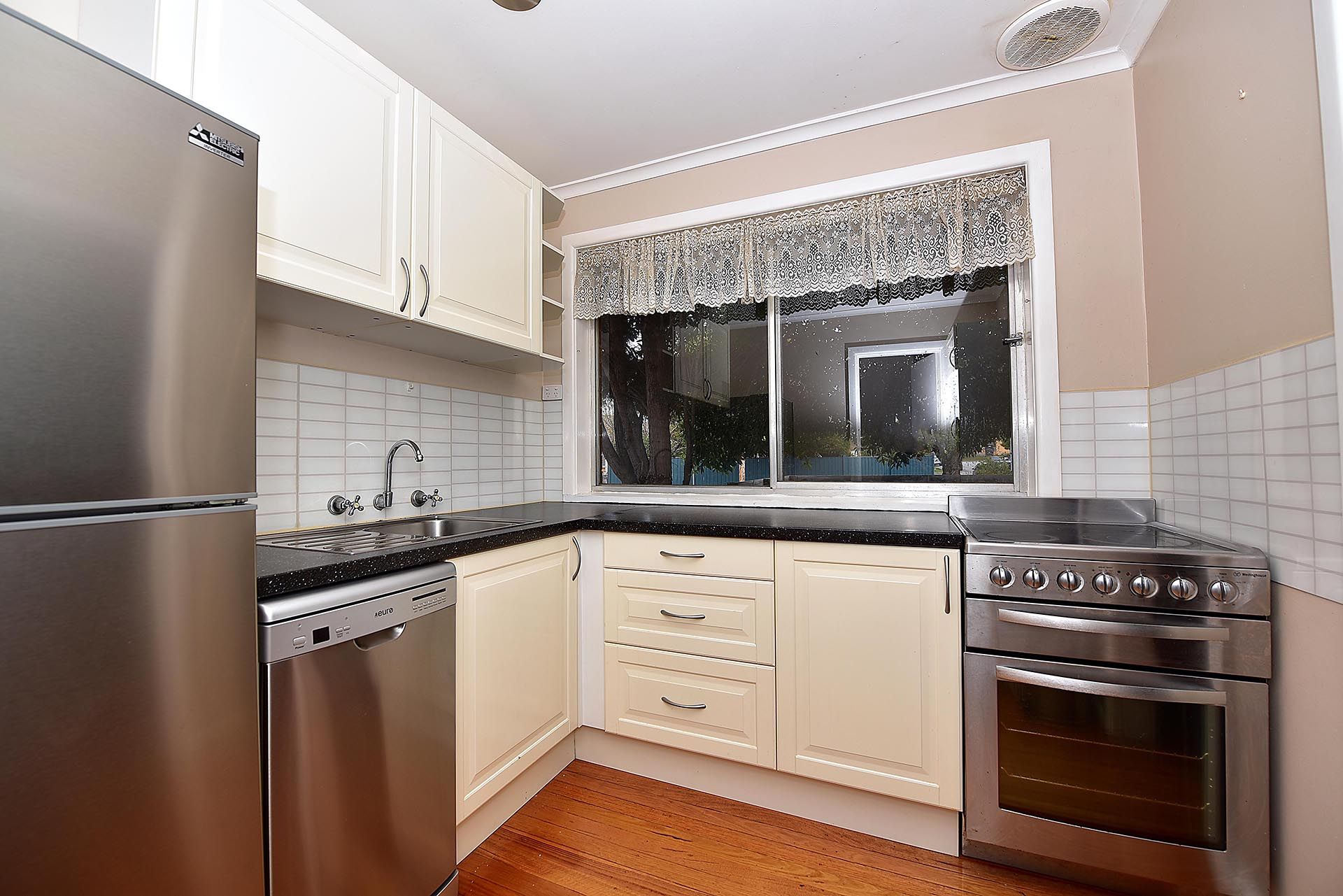 8/5-7 Radcliff Avenue, Cheltenham, VIC 3192
