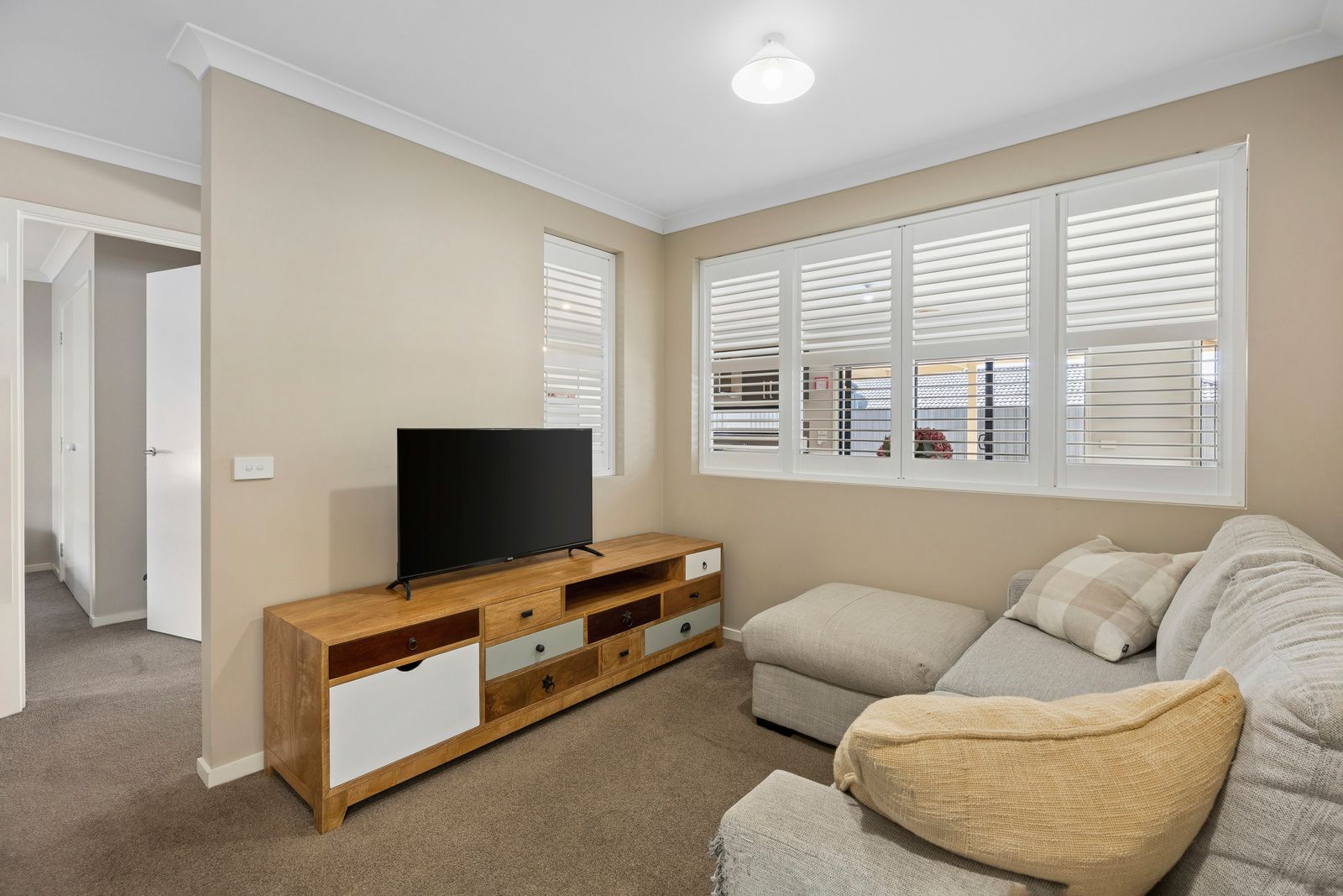 17 Fulford Crescent — photo 10 of 18