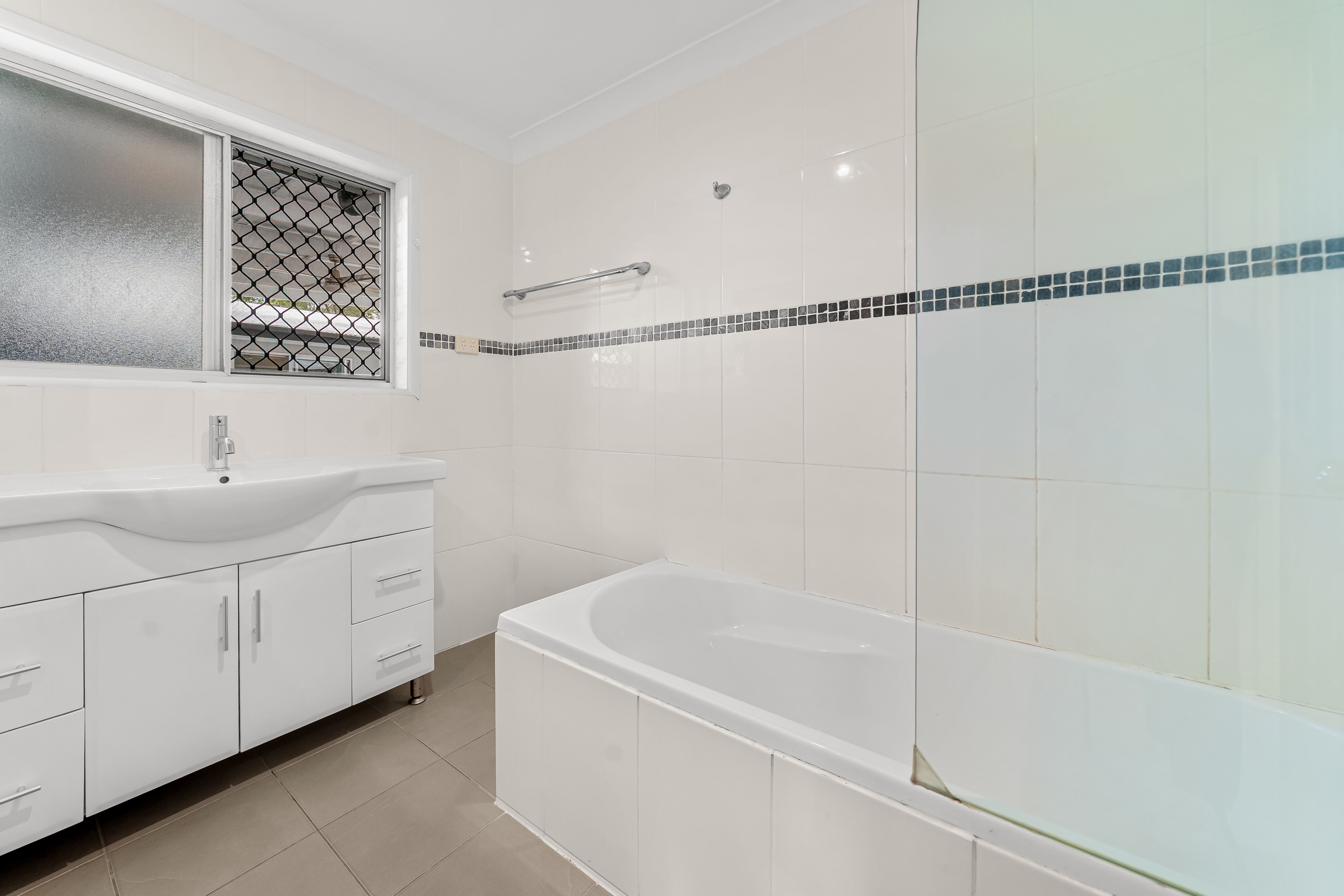 6 Rangeview Street — photo 13 of 26