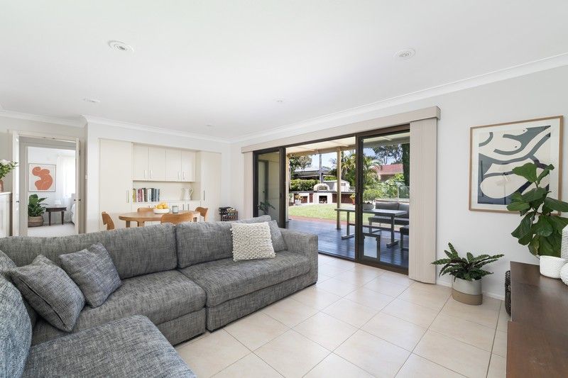 49 Saunders Bay Road, Caringbah South, NSW 2229