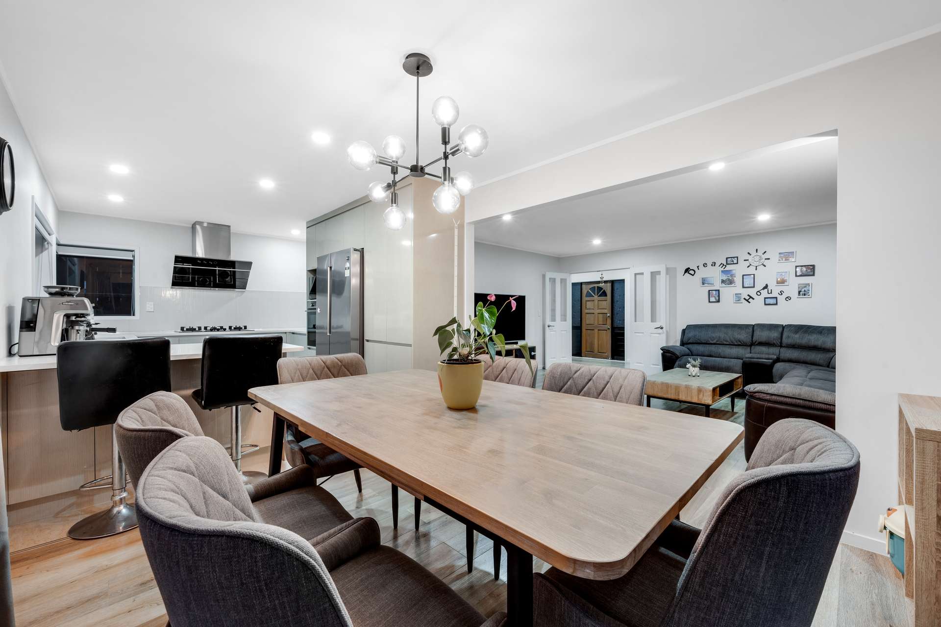 2/155 Whitford Road photo 17