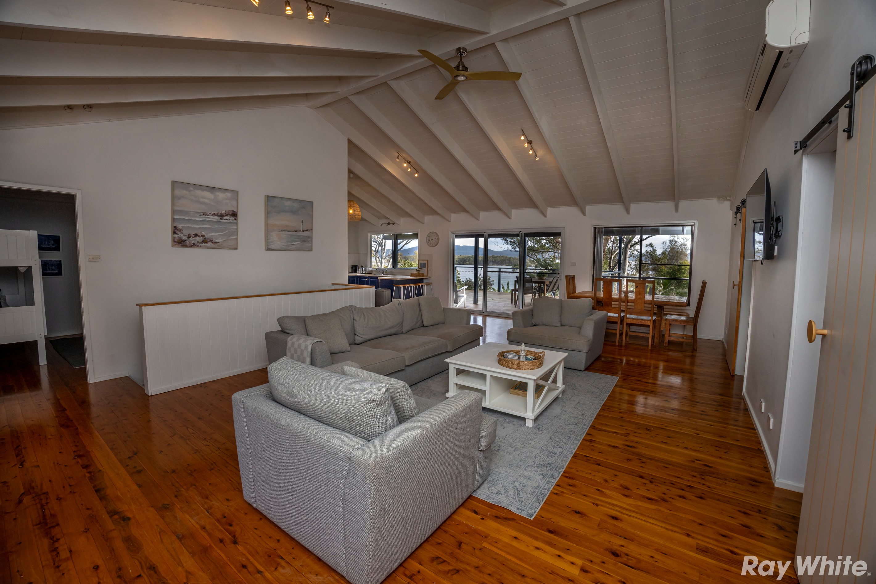 21 Green Point Drive, Green Point, NSW 2428