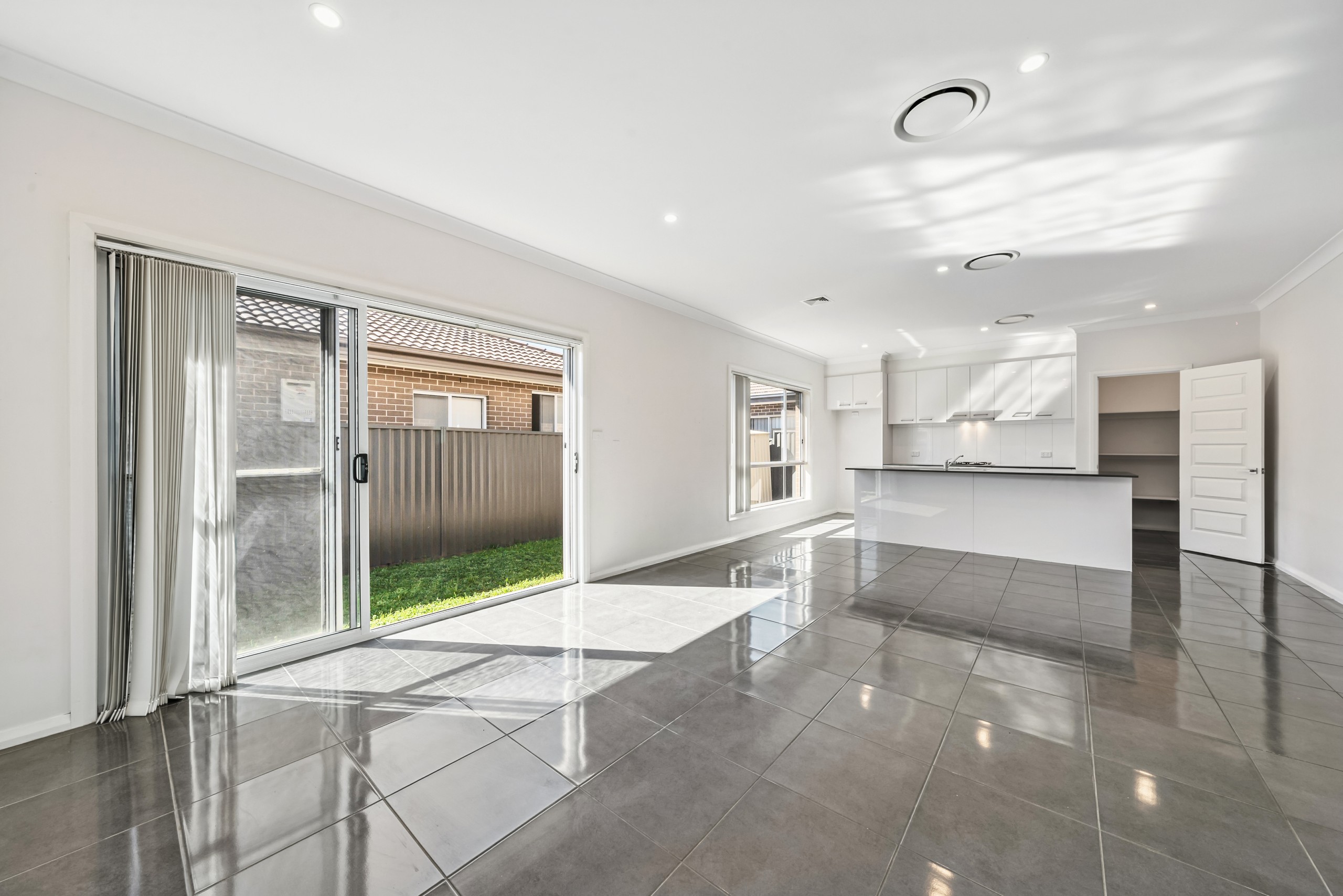 48 & 1/48 Melrose Street, Middleton Grange, NSW 2171