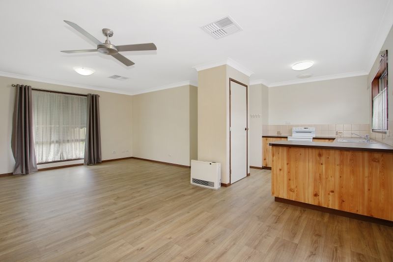 2/476 Heriot Street, Lavington, NSW 2641
