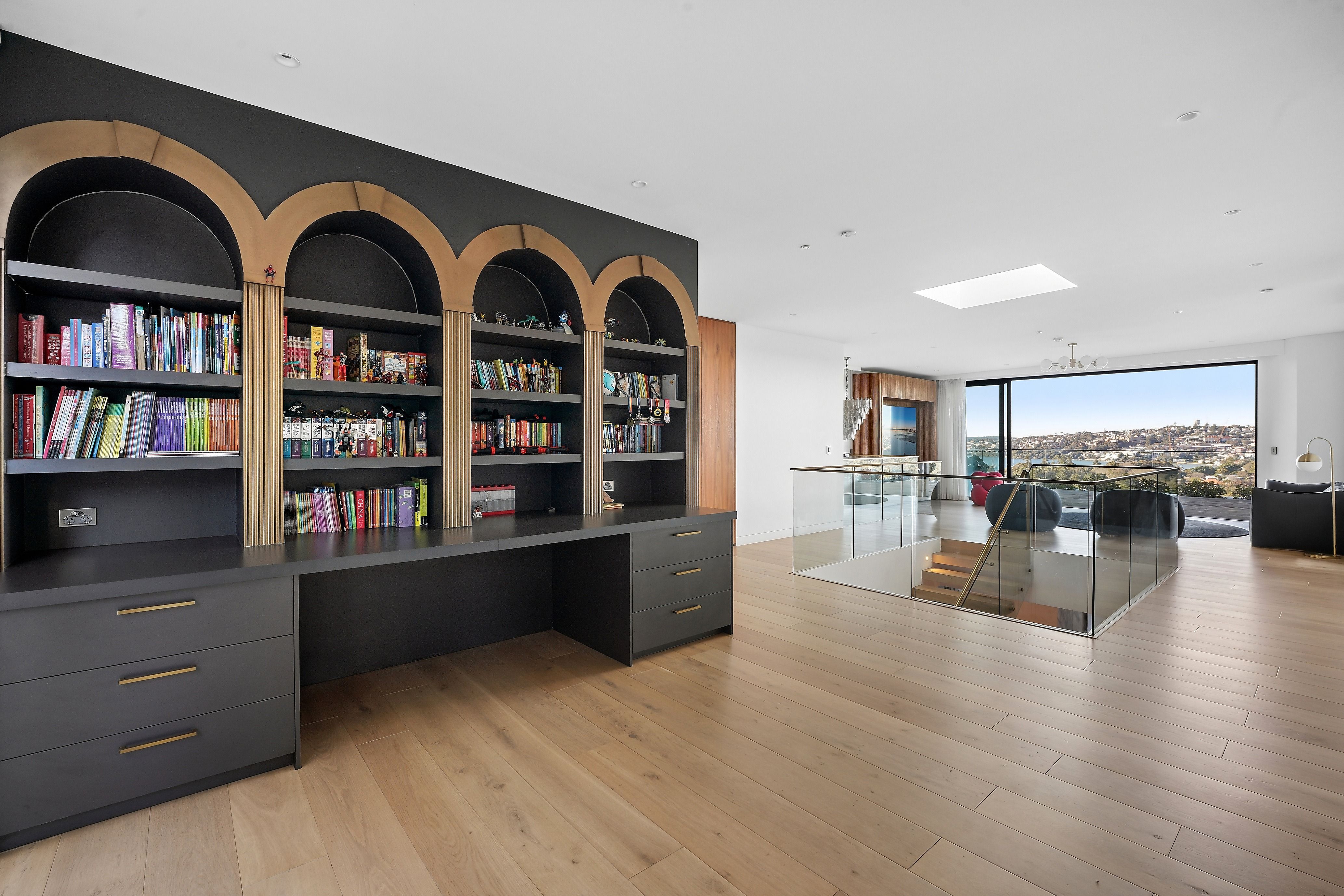 43 Drumalbyn Road — photo 8 of 14