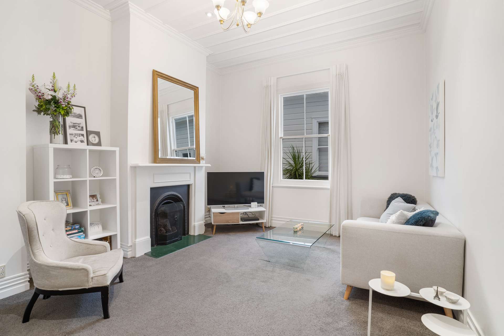 531 New North Road photo 8