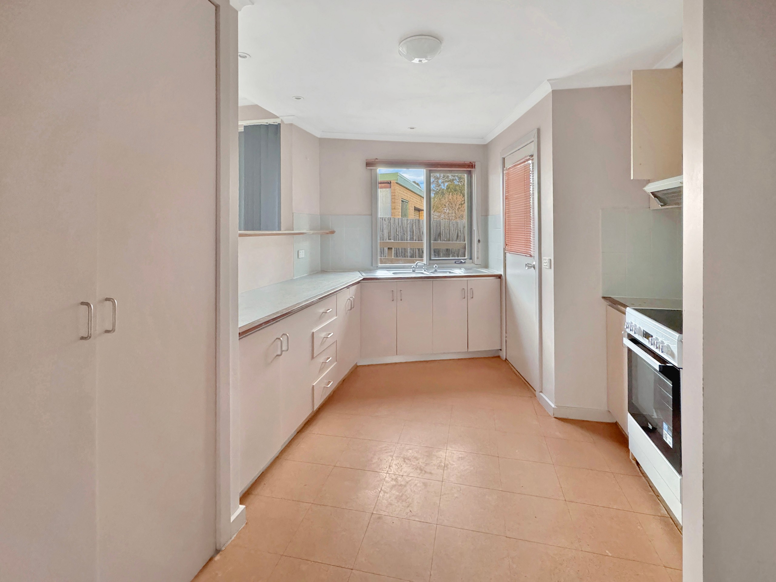 2/47a The Esplanade, Seymour, VIC 3660