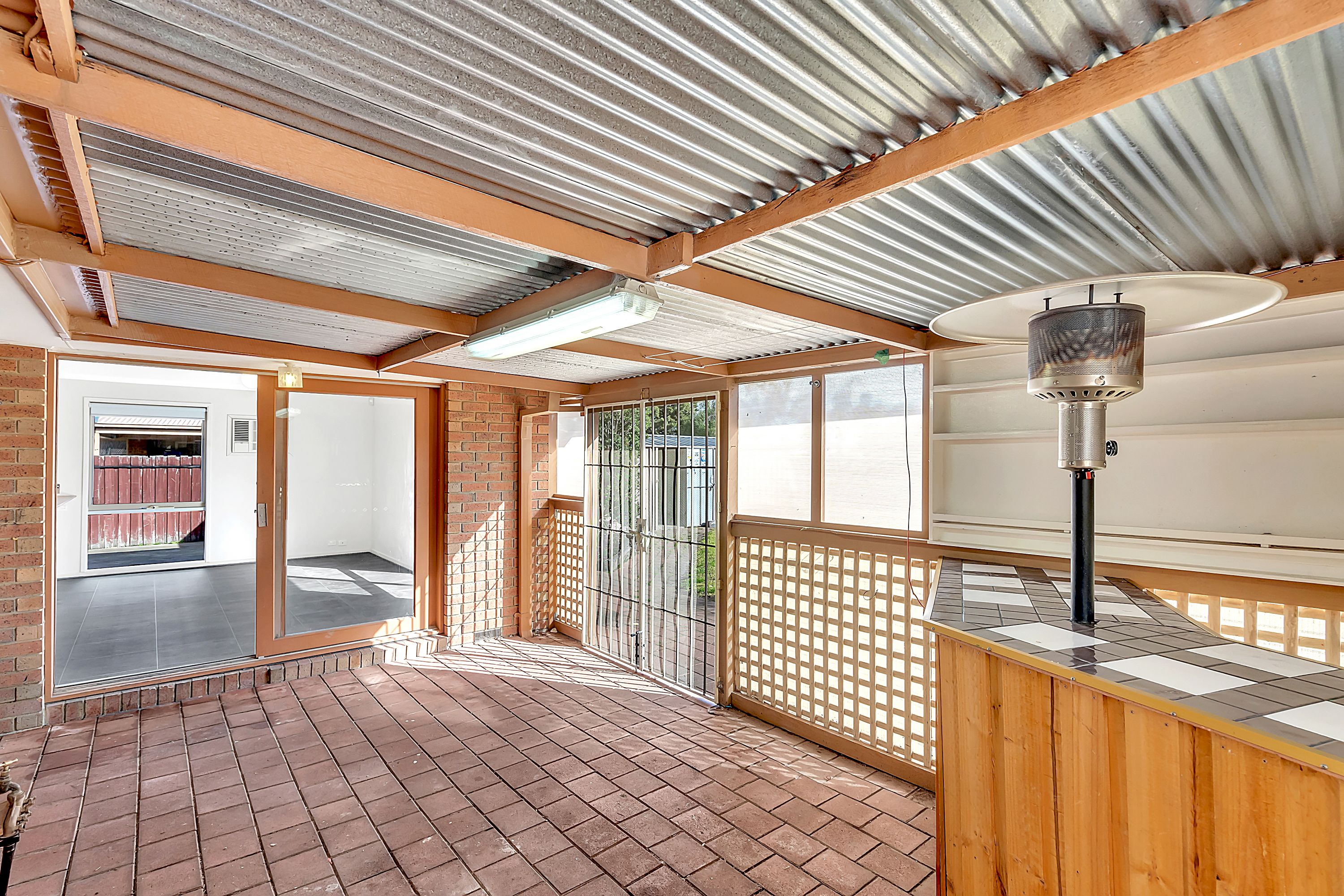 11 Silverton Court — photo 21 of 23