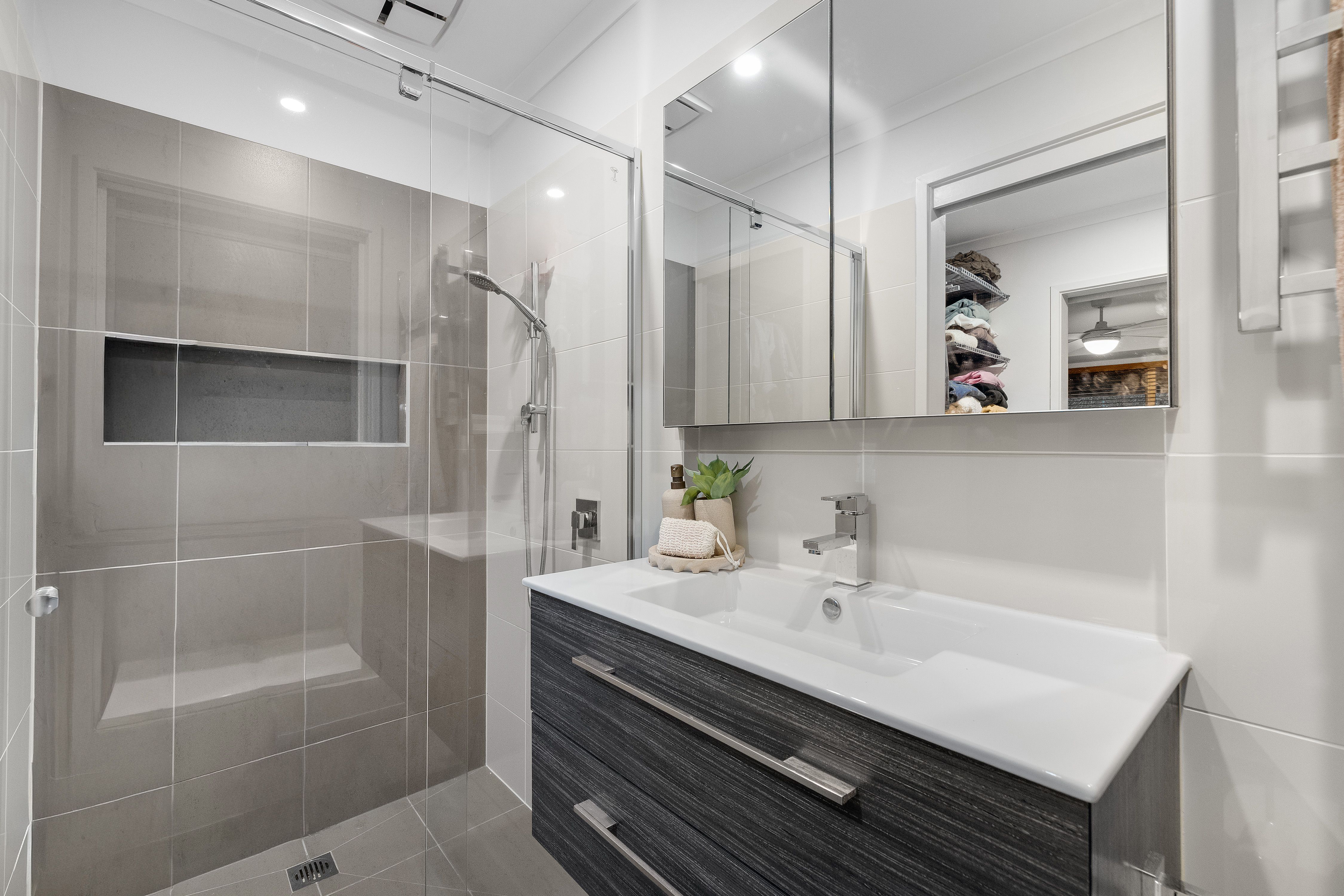 17 Colesbourne Court — photo 11 of 21
