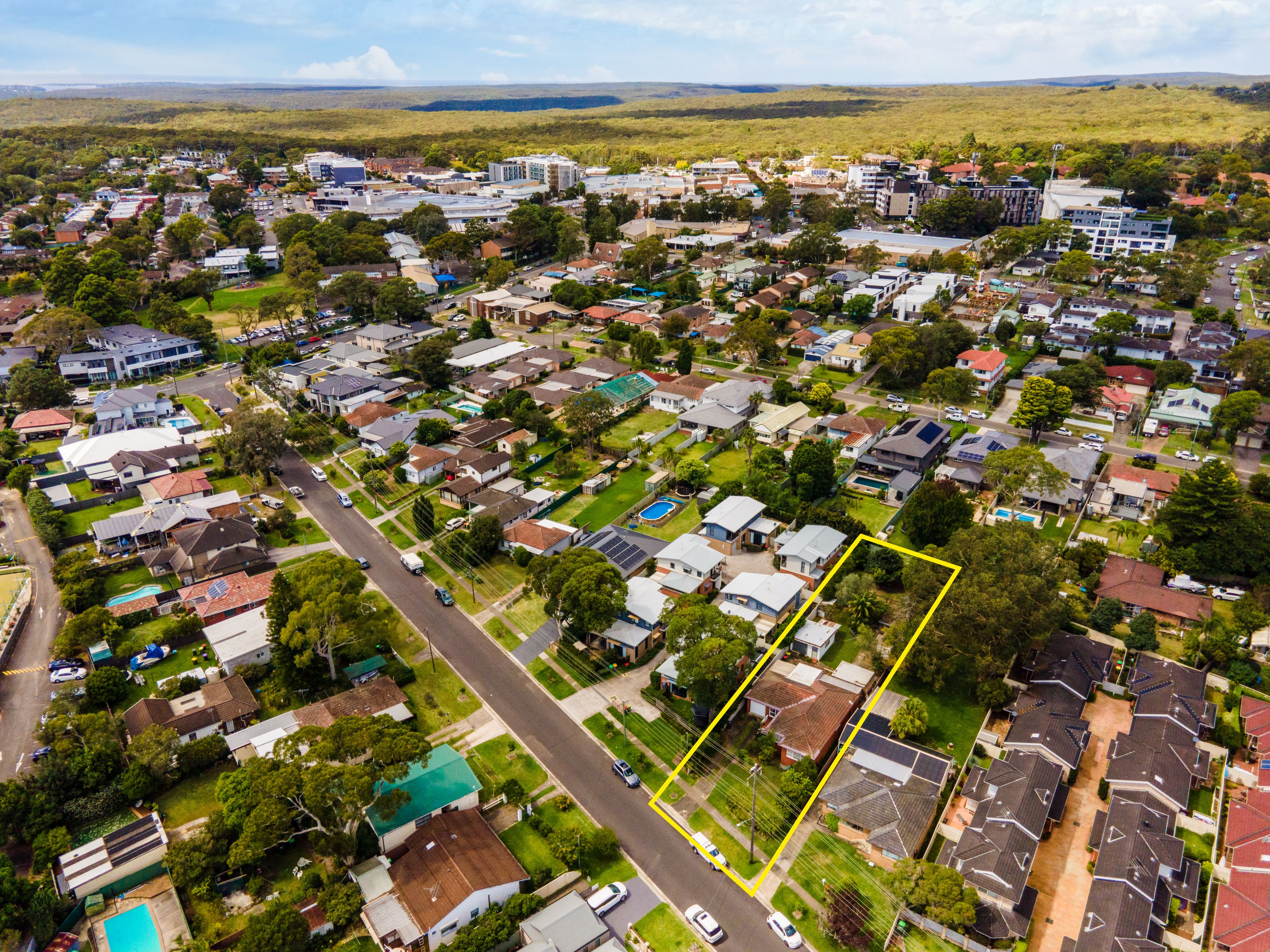 22 Bullecourt Avenue, Engadine, NSW 2233