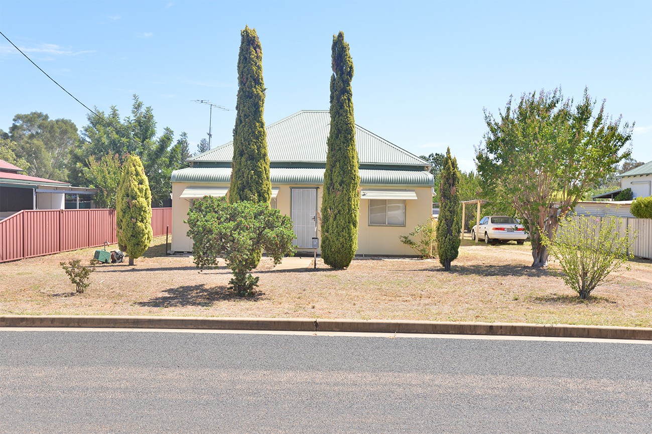 21 BLIGH Street, Baradine, NSW 2396