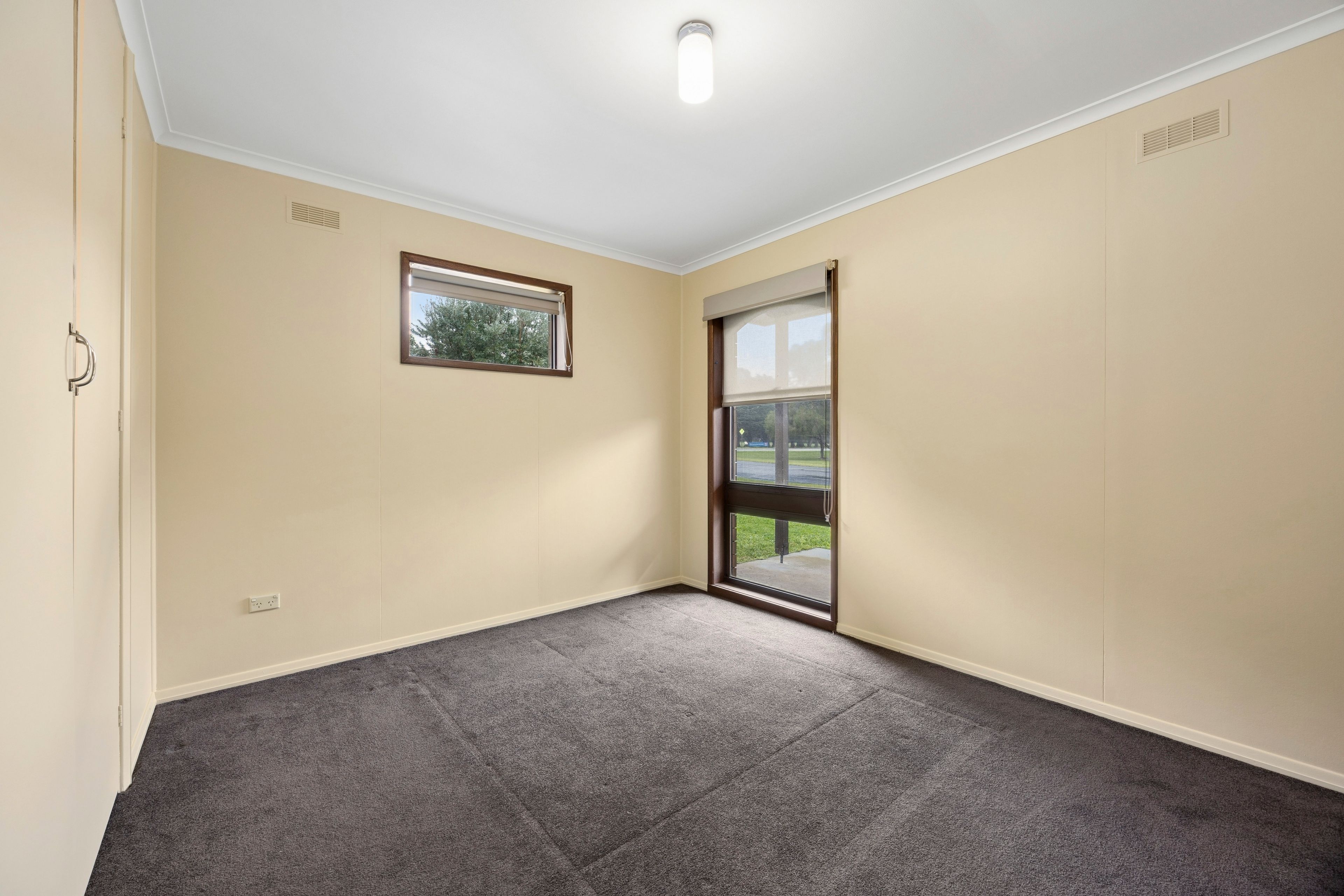 1/11 McKenzie Street — photo 7 of 13