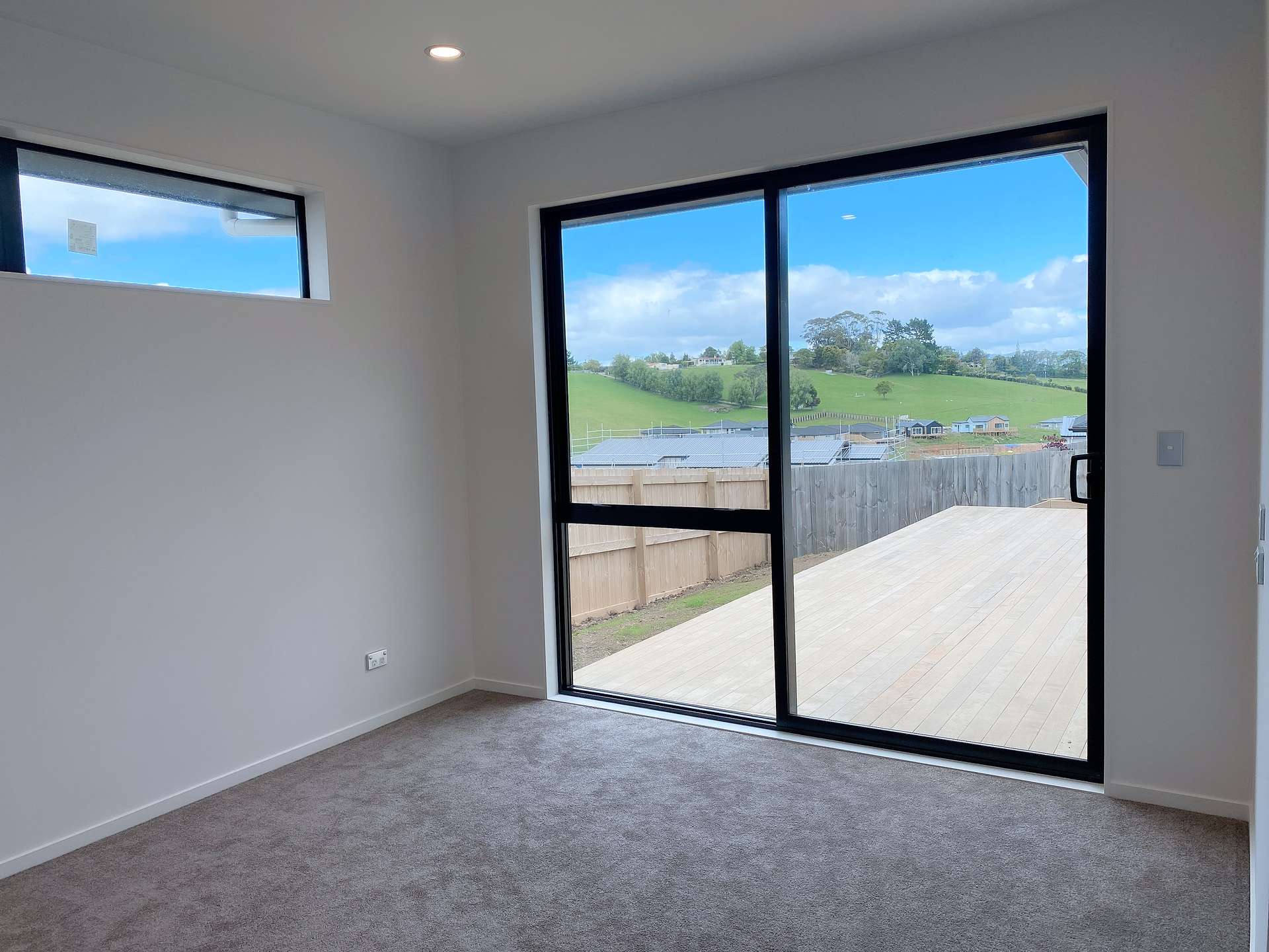 35 Jamish Drive photo 9
