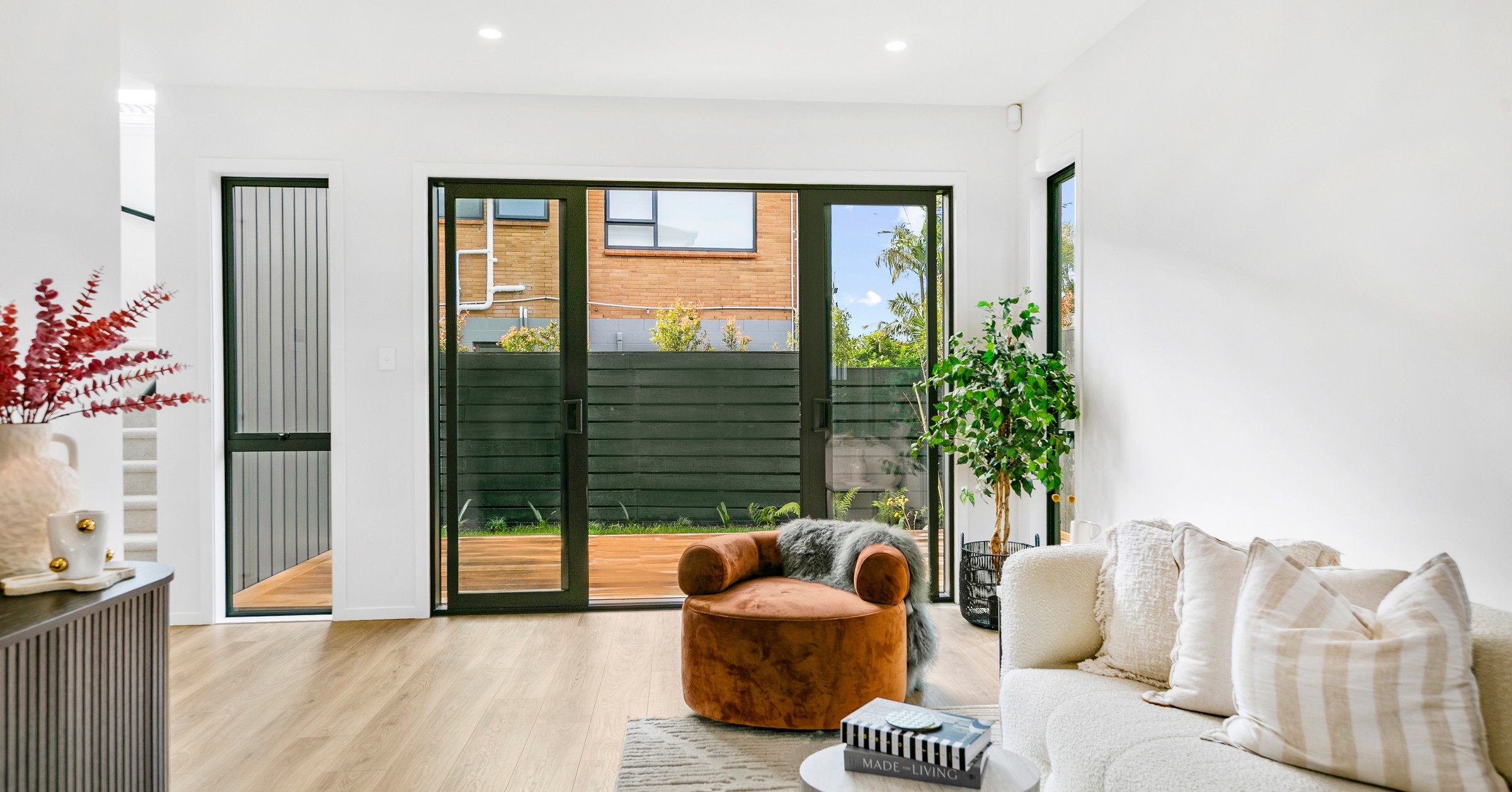 7C Indus Place, Half Moon Bay, Manukau City 2012 - Sold House - Ray ...