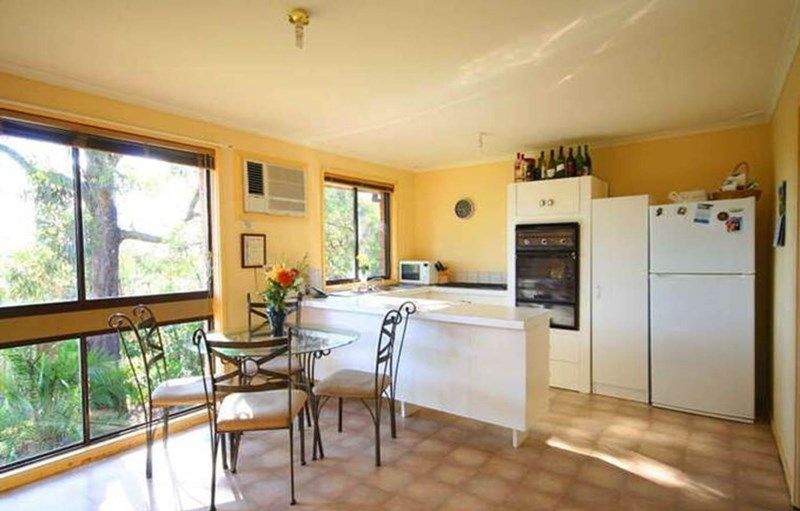 25 Calypso Road — photo 7 of 18