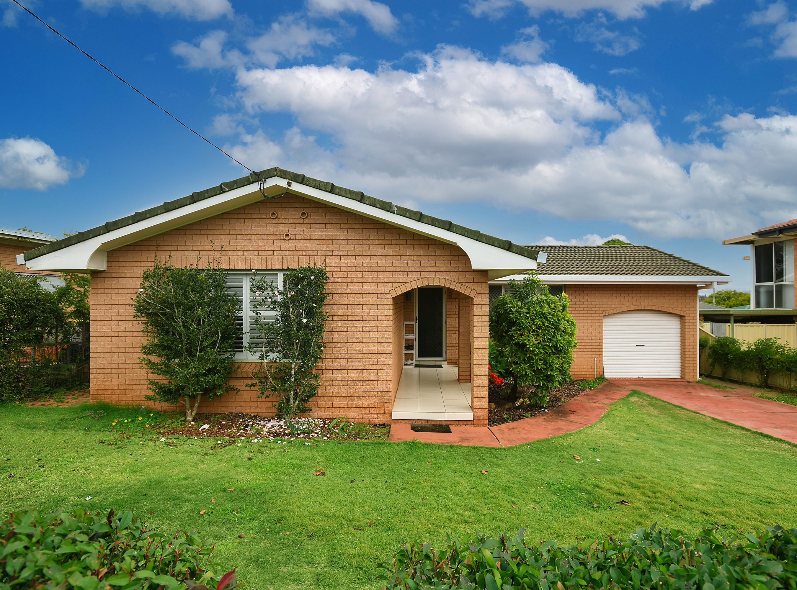 15 Milton Street, Kearneys Spring QLD 4350