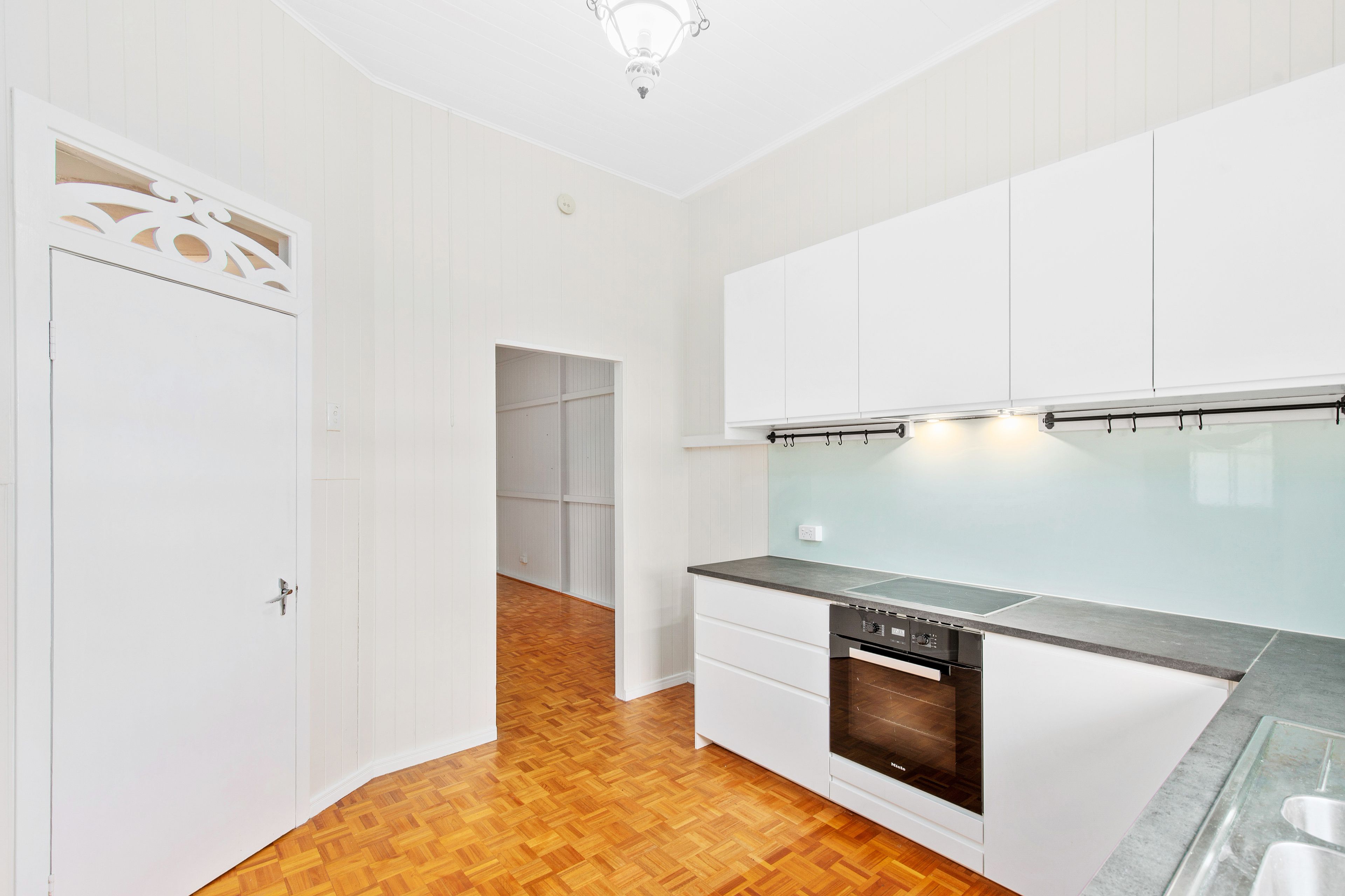 16 Winifred Street, South Toowoomba, QLD 4350