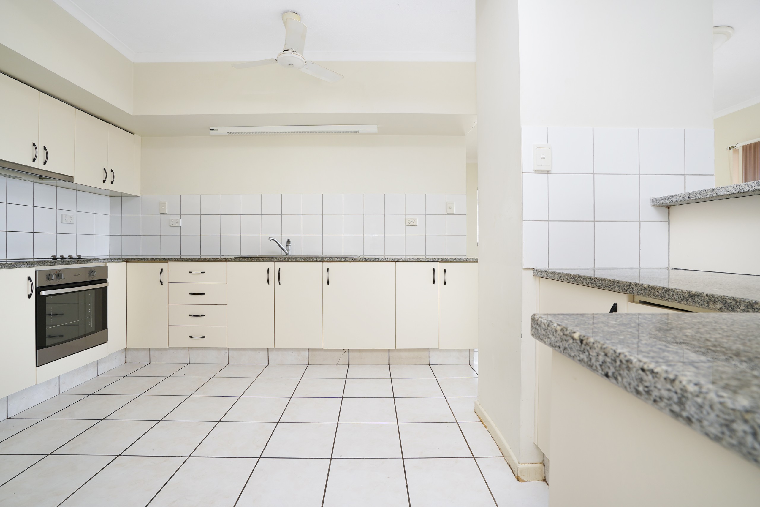 22/24 Harry Chan Avenue, DARWIN CITY, NT 0800