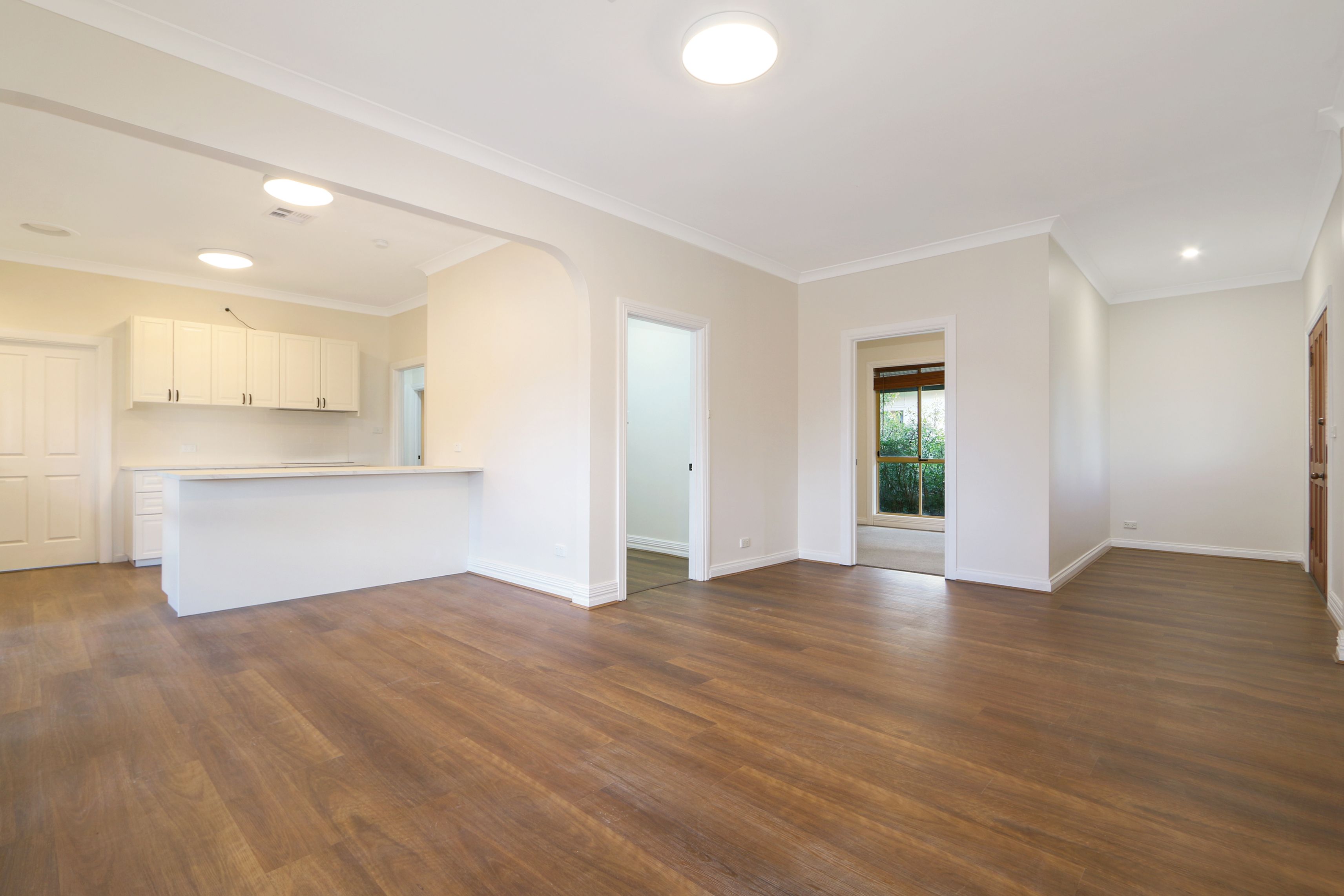 899 Mate Street — photo 6 of 10