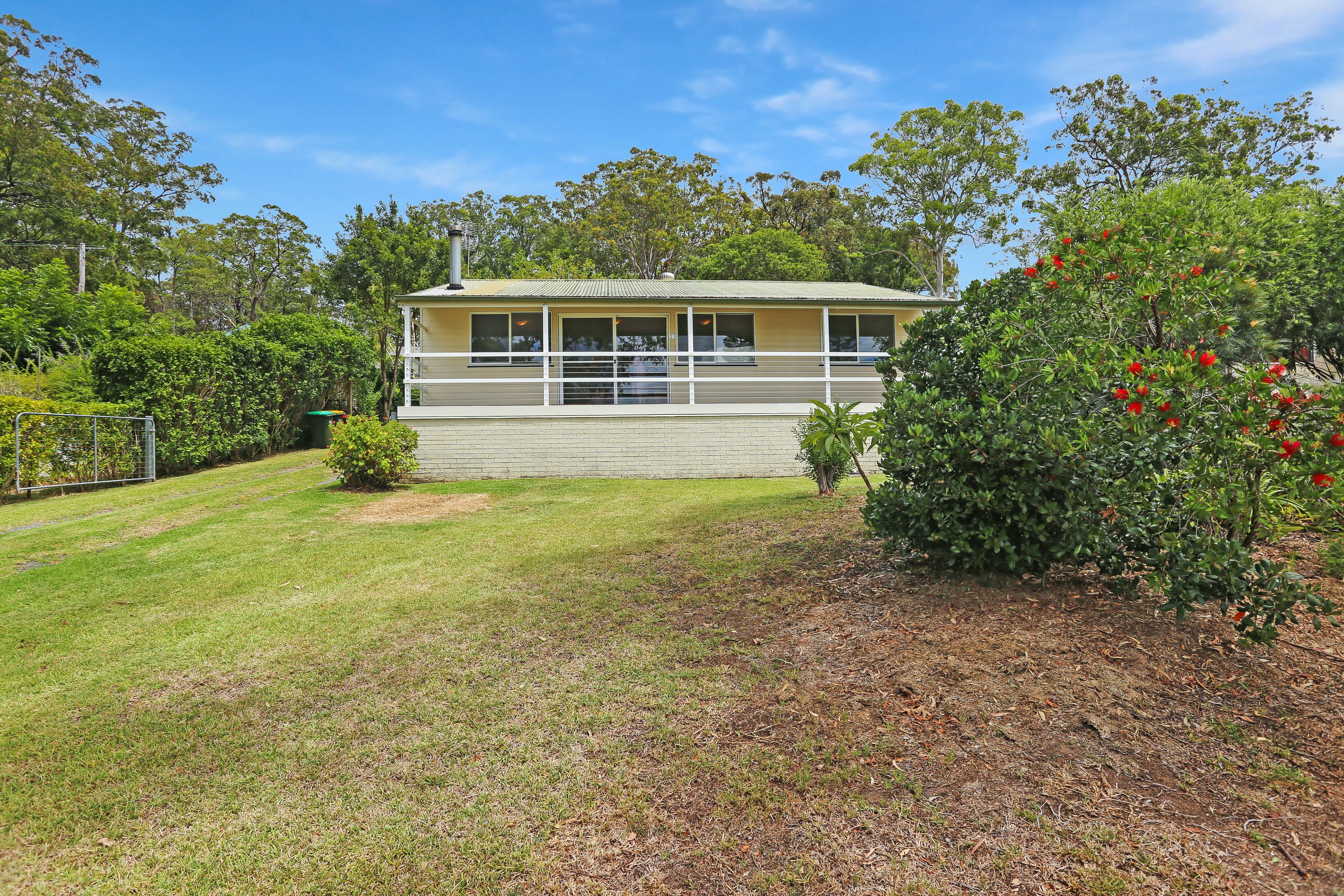 21 Cove Boulevarde, North Arm Cove, NSW 2324