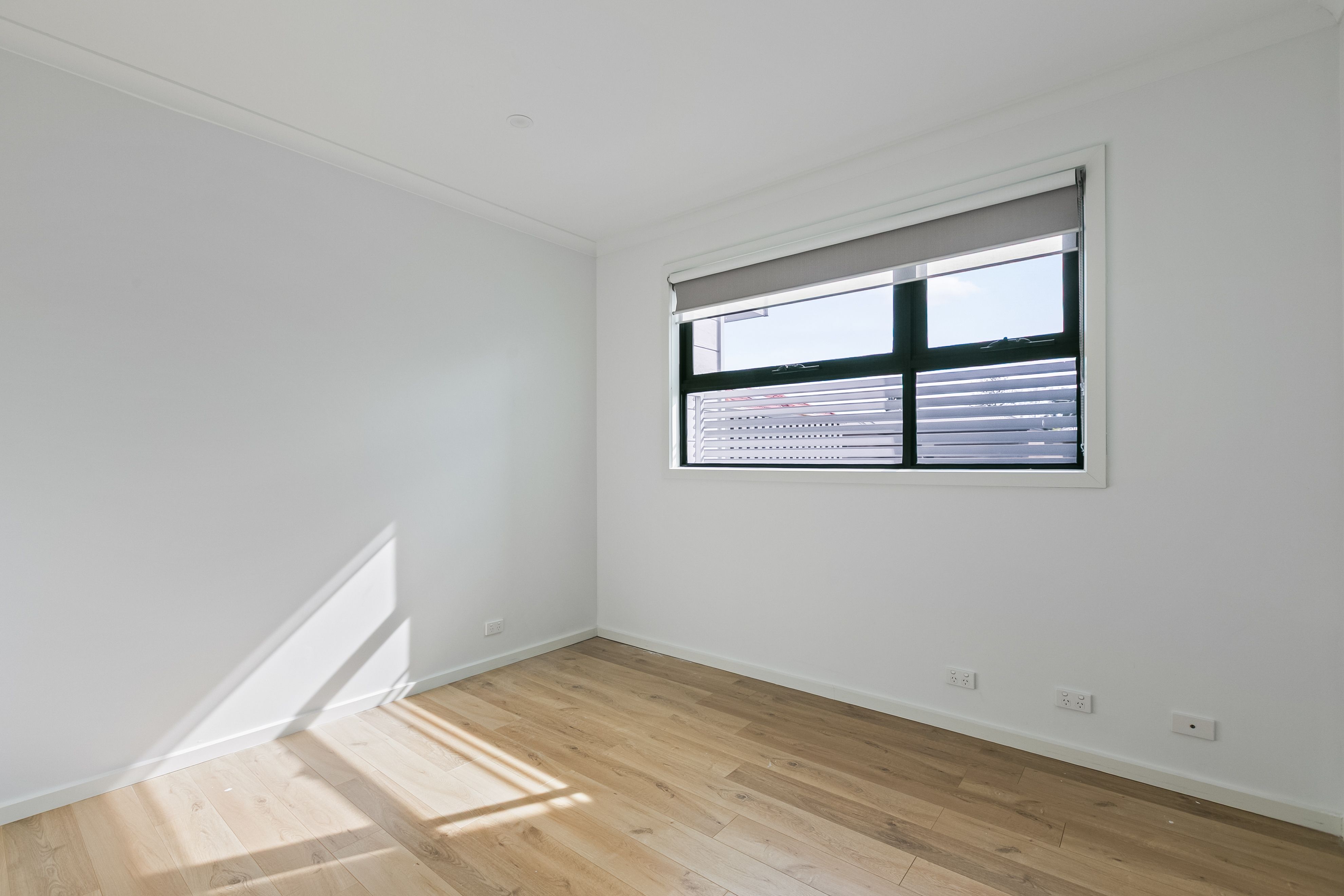 2/131 Broadway — photo 11 of 16