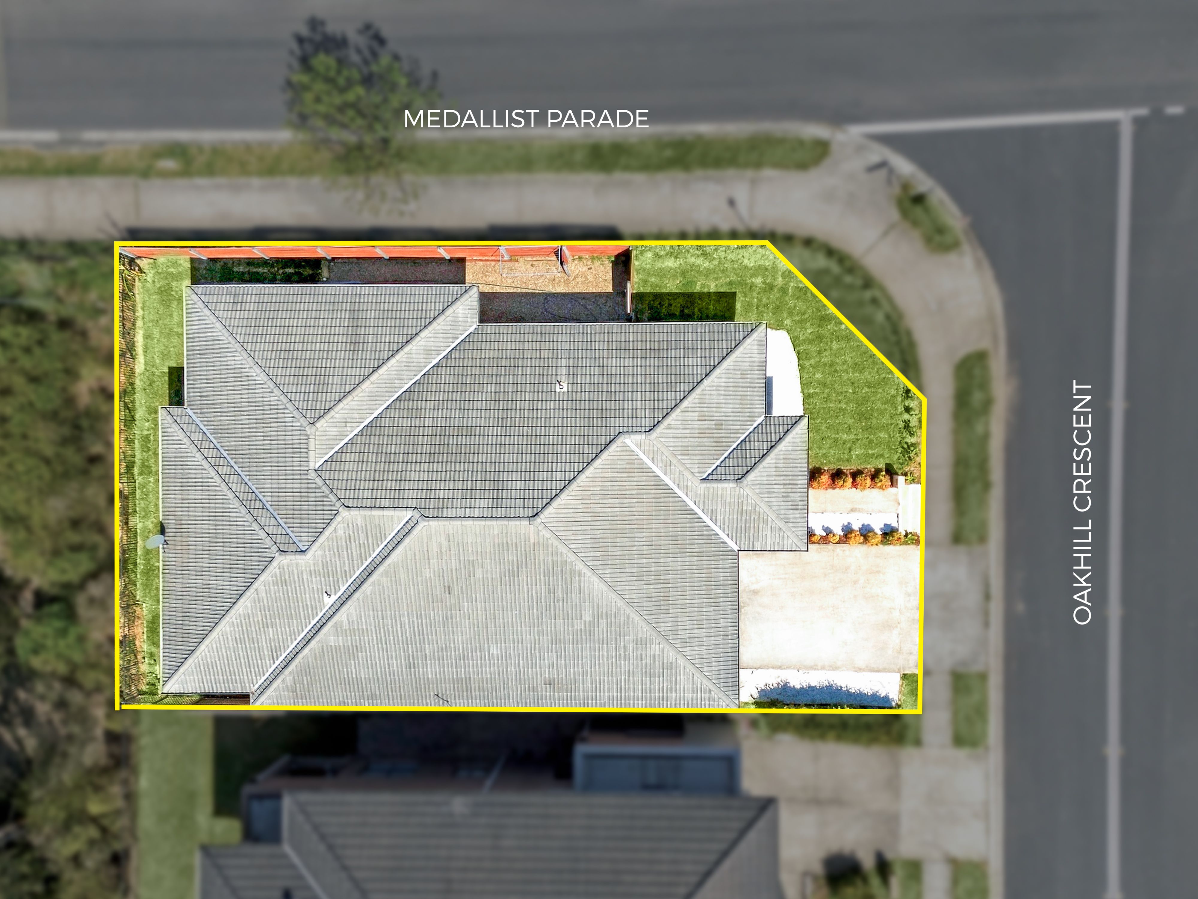 2 Oakhill Crescent — photo 13 of 15