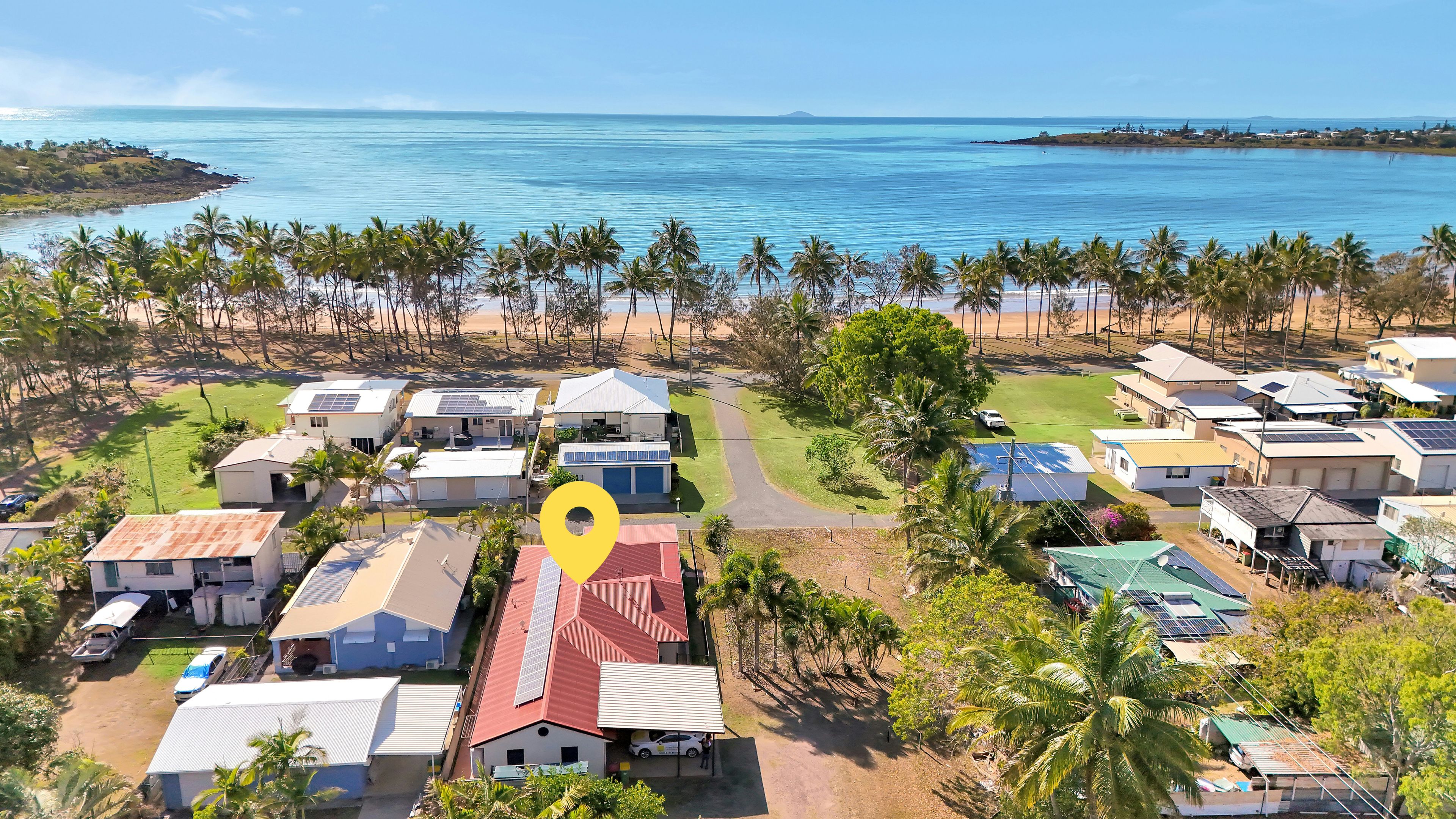 7 Zelma Street, Grasstree Beach, QLD 4740 Holiday Rental Ray White Rural Sarina