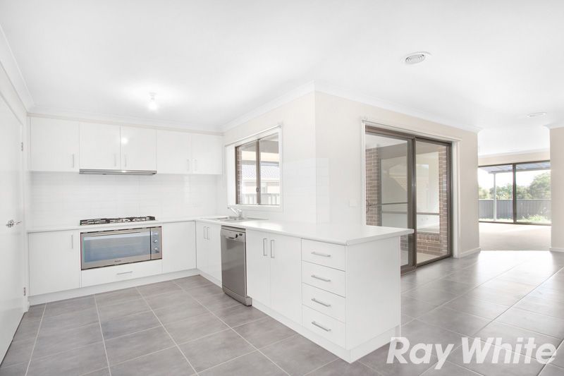 9 Bay Vista, Pakenham, VIC 3810