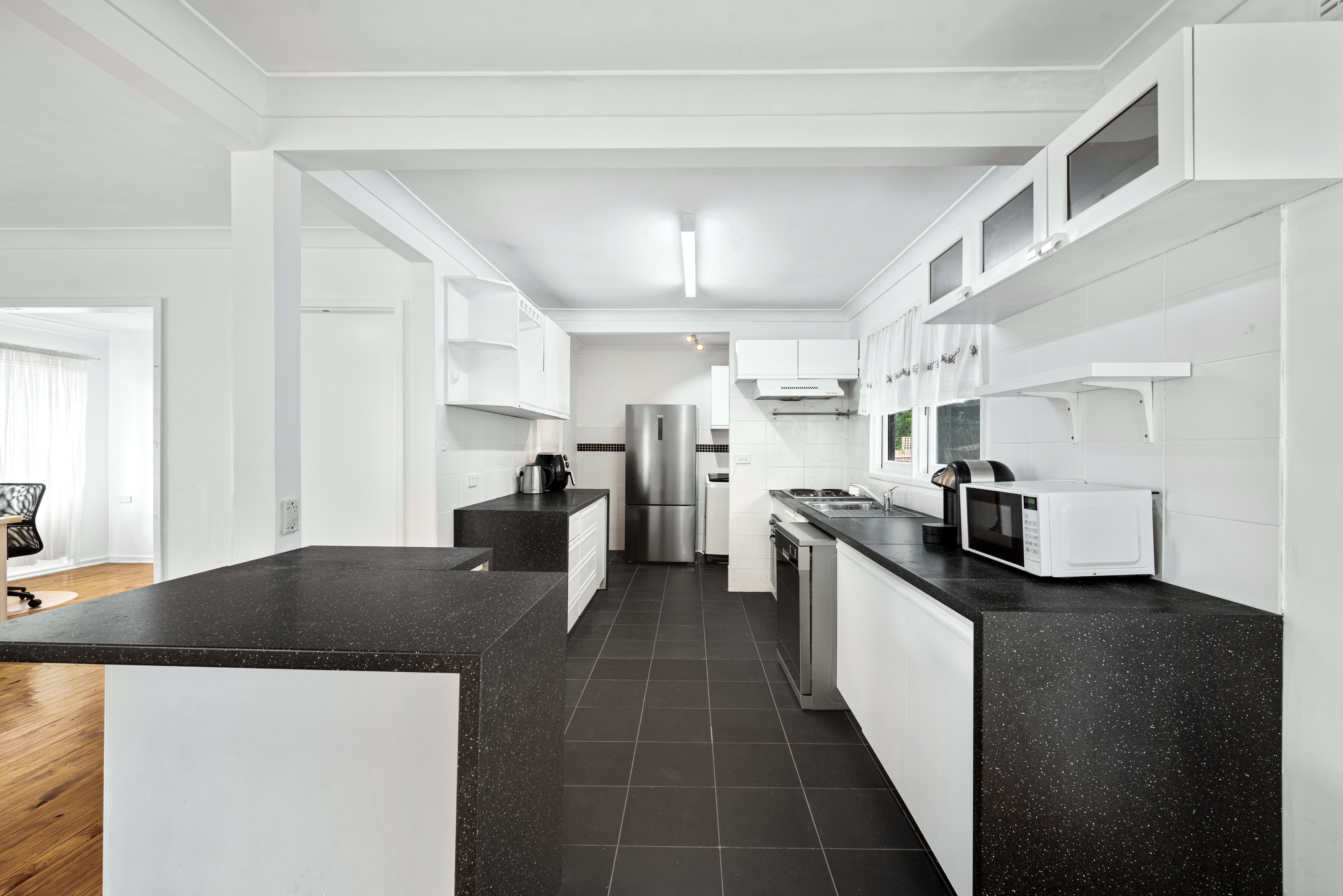 5 Mulga Place, Macquarie Fields, NSW 2564