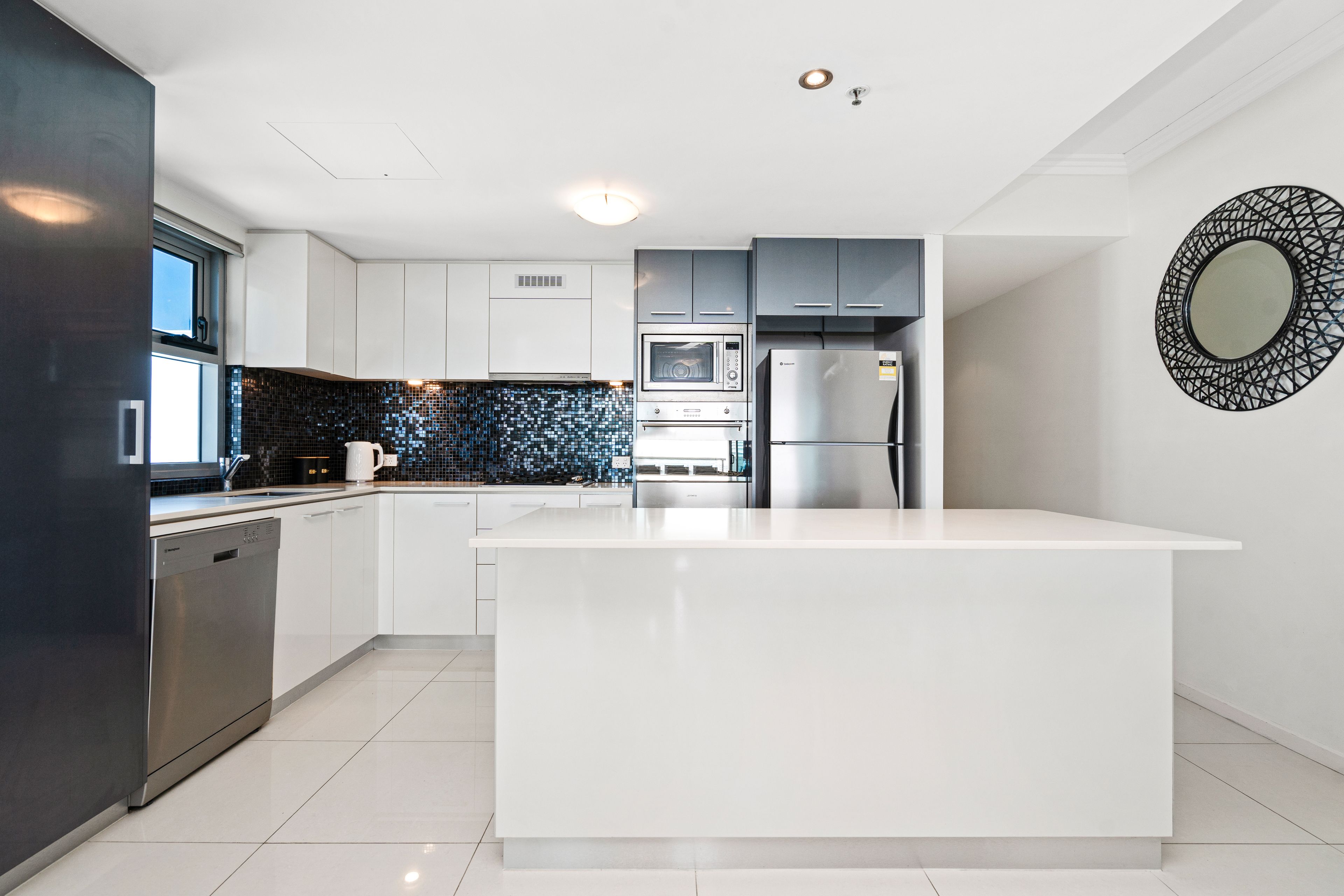 1111/102 Esplanade — photo 8 of 24