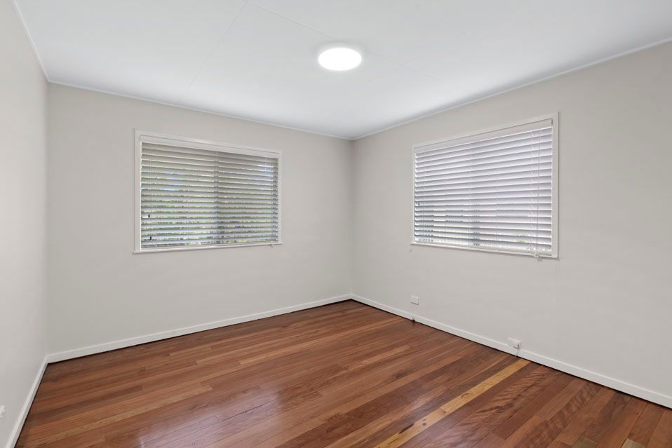 93 Junction Road — photo 11 of 20