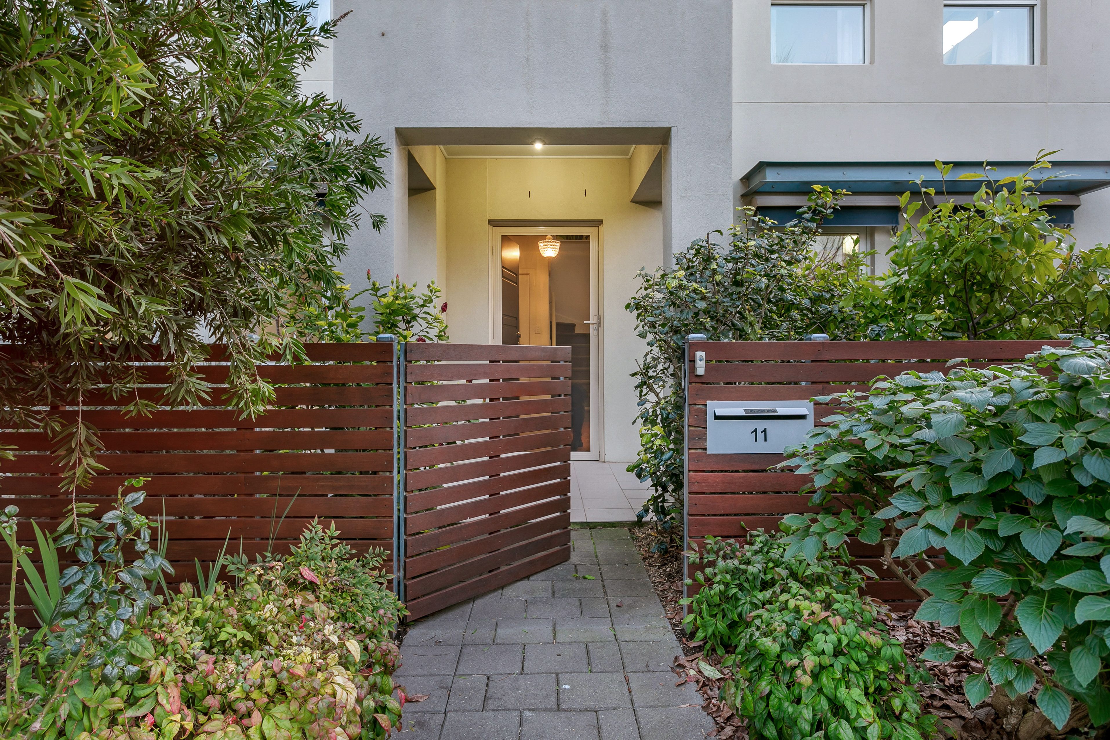 11 Riverbank Circuit, Campbelltown, SA 5074