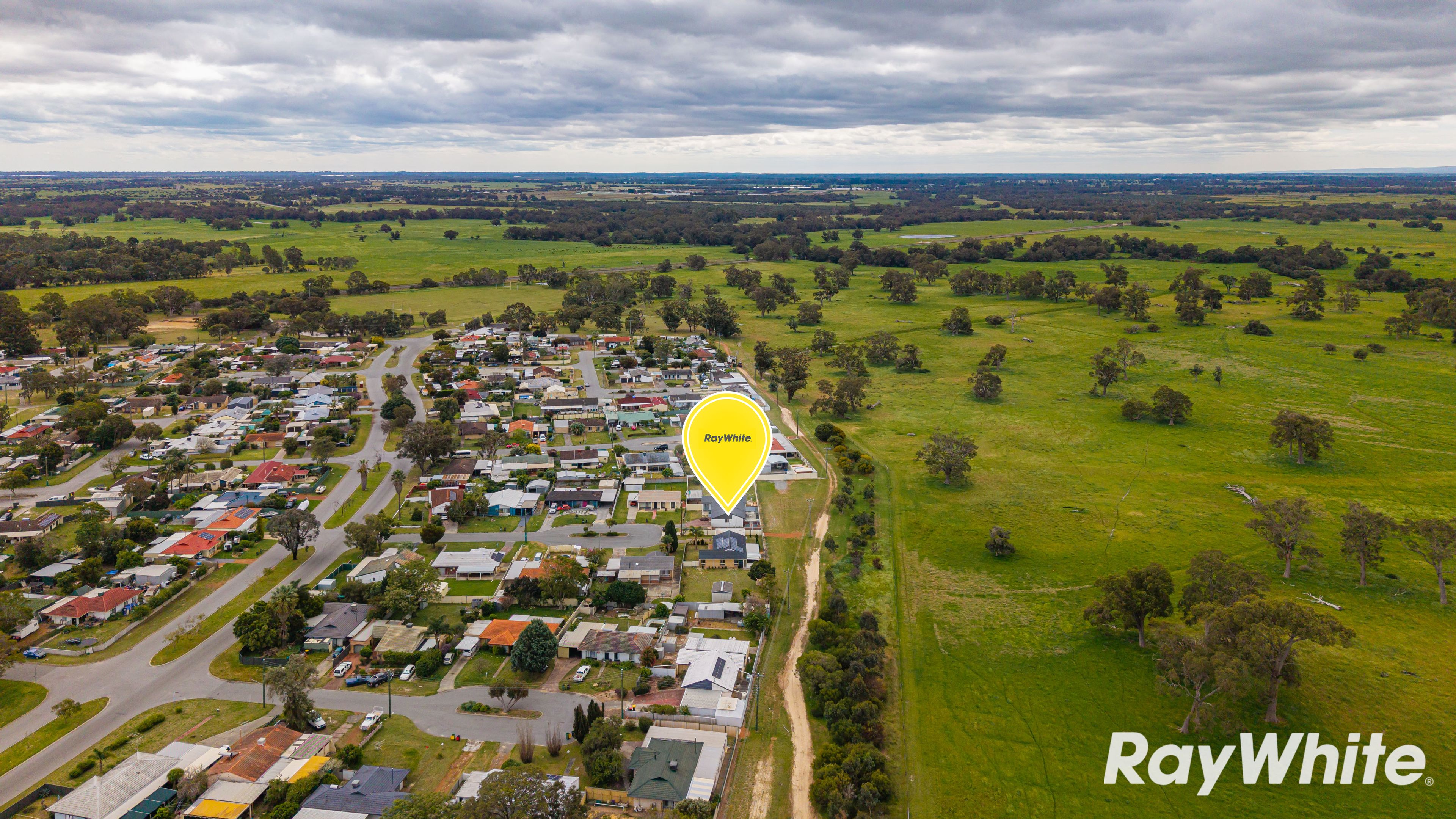 10 Hakea Place — photo 21 of 22