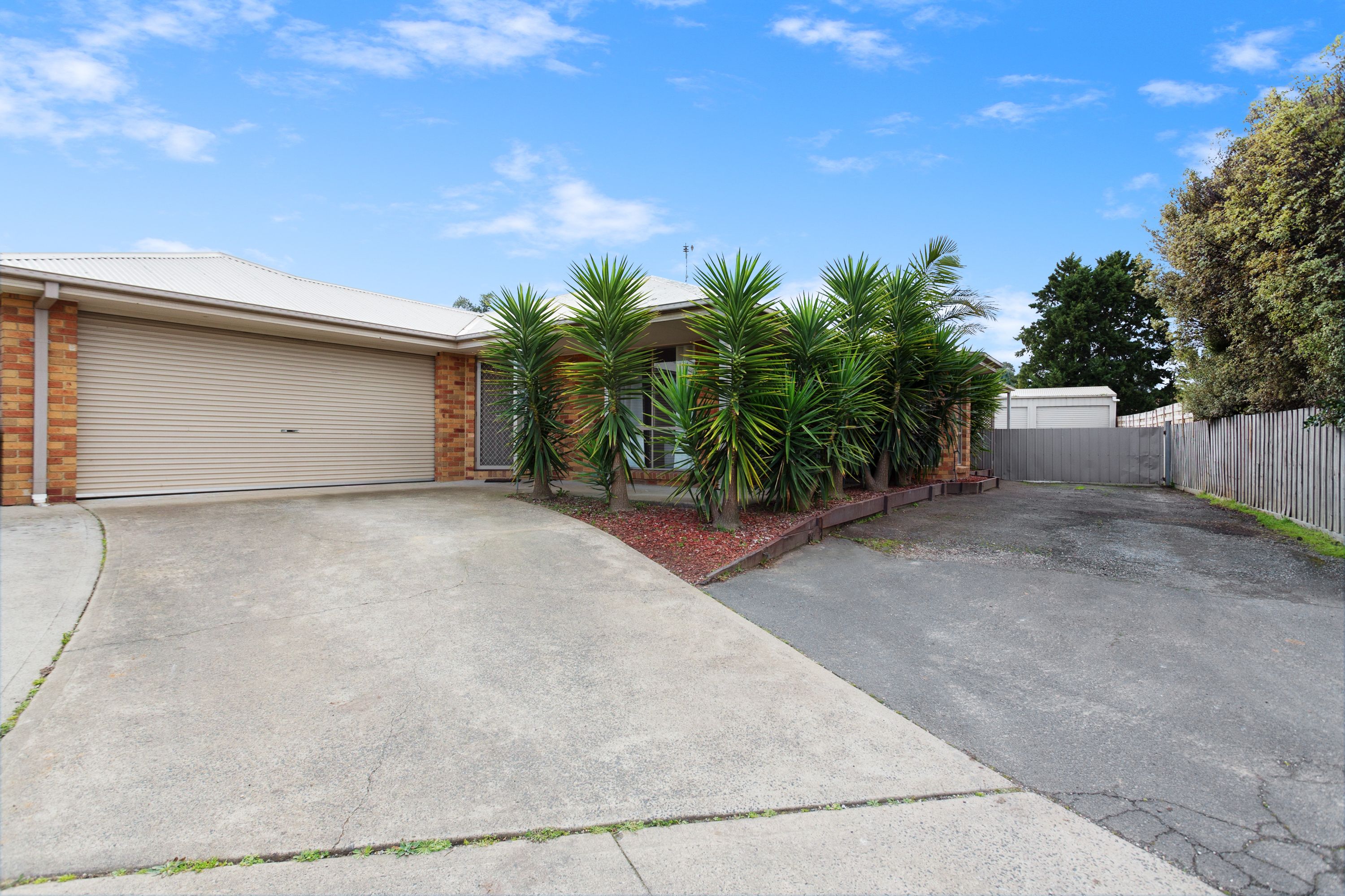 14 Claire Close, Pakenham, VIC 3810