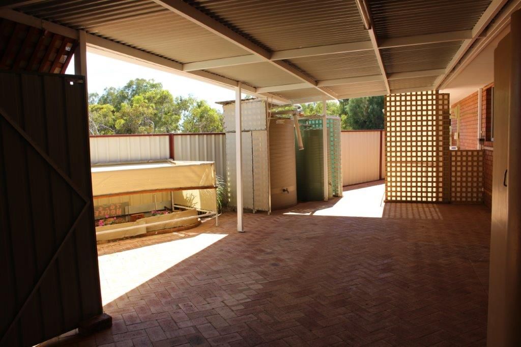 1C Irwin Crescent, Dongara, WA 6525