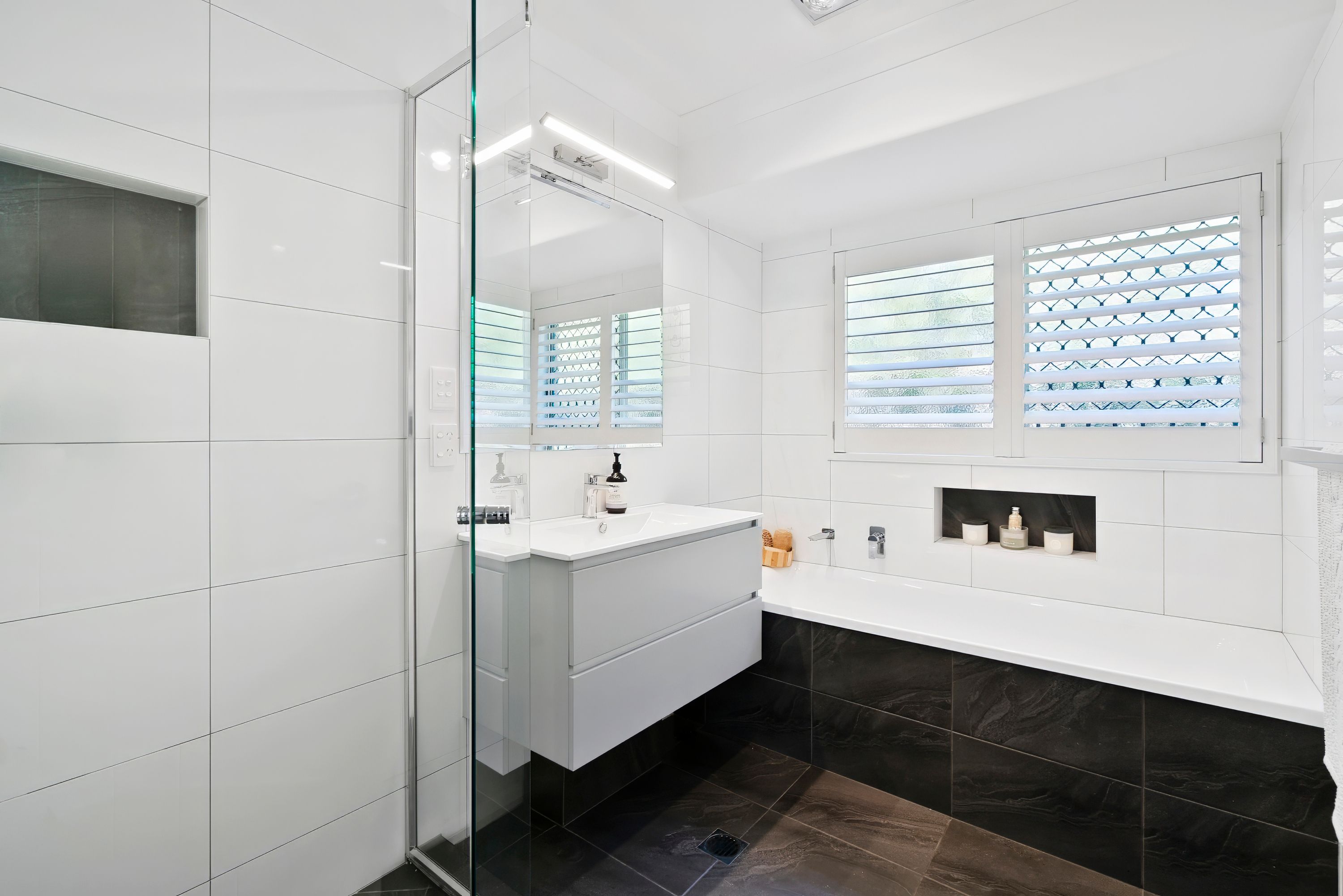 38 Hooper Crescent — photo 14 of 30