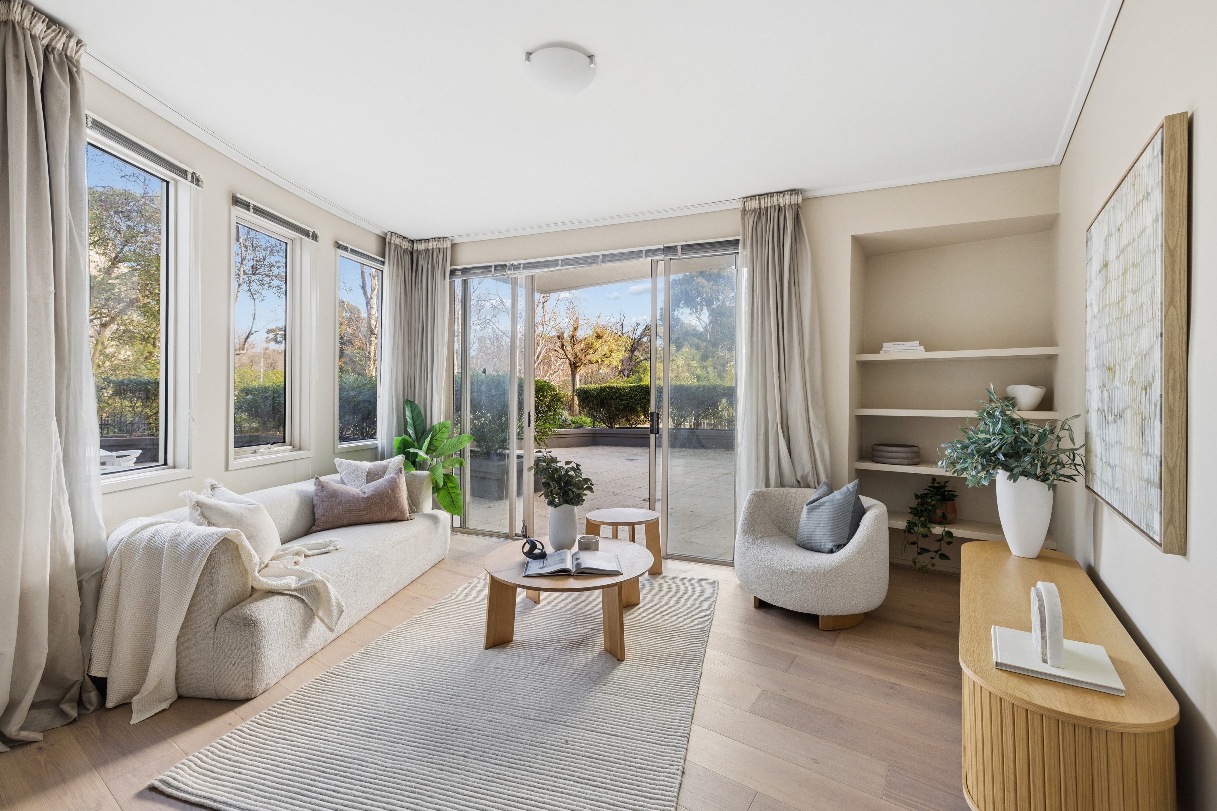 8/23 Queens Road, Melbourne, VIC 3004