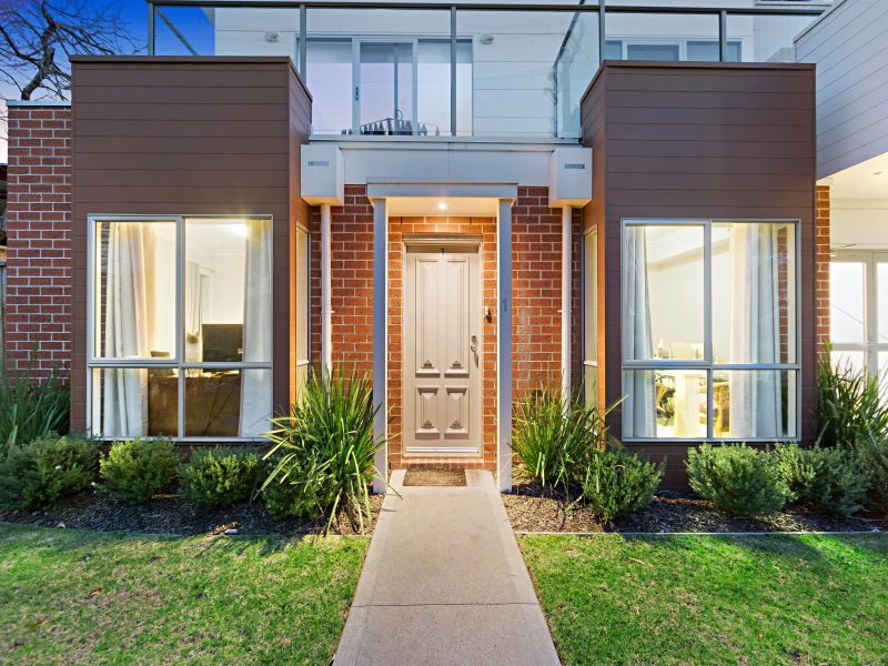 1/34 Birdwood Street, Frankston, VIC 3199