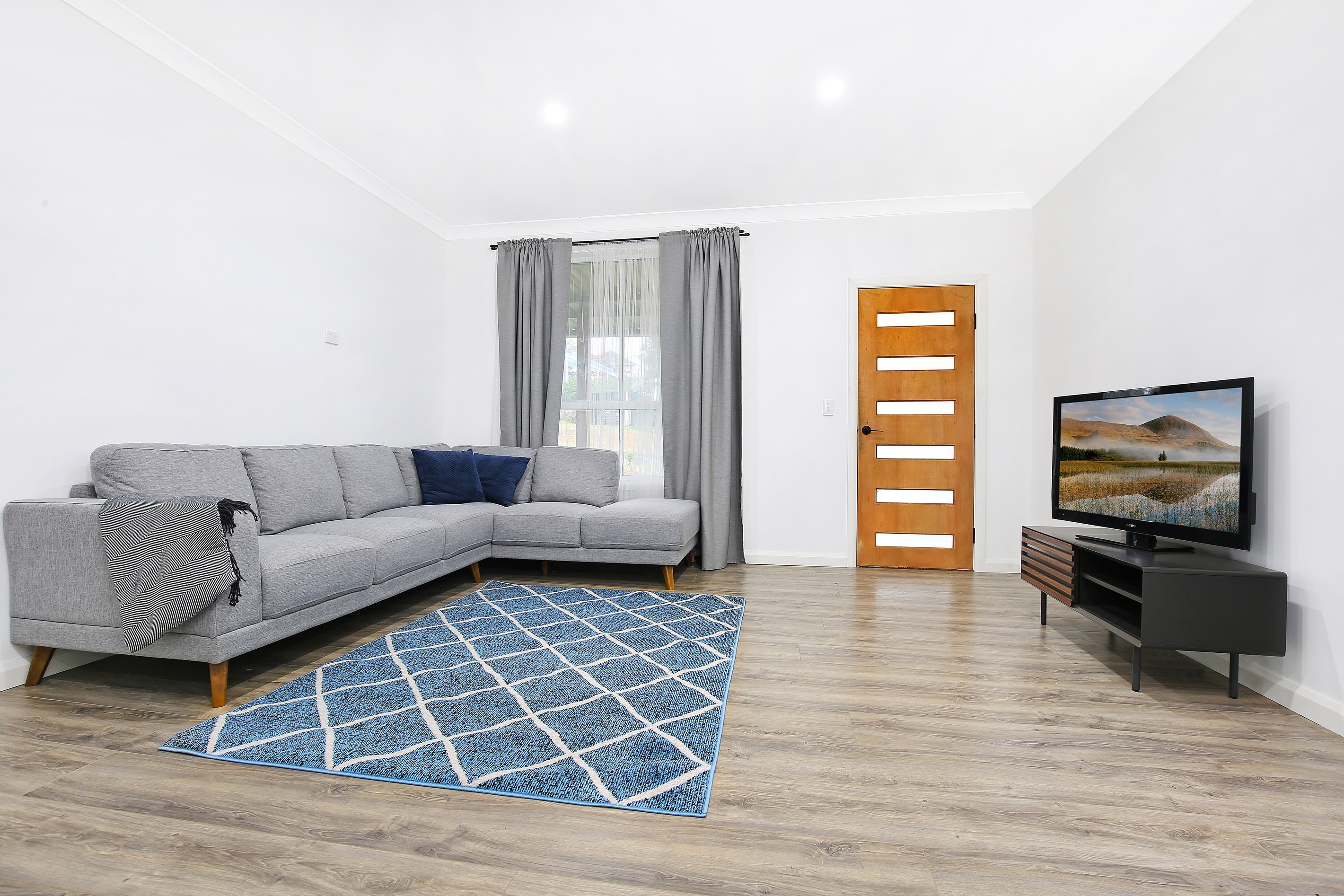 41 Graham Street, Unanderra, NSW 2526