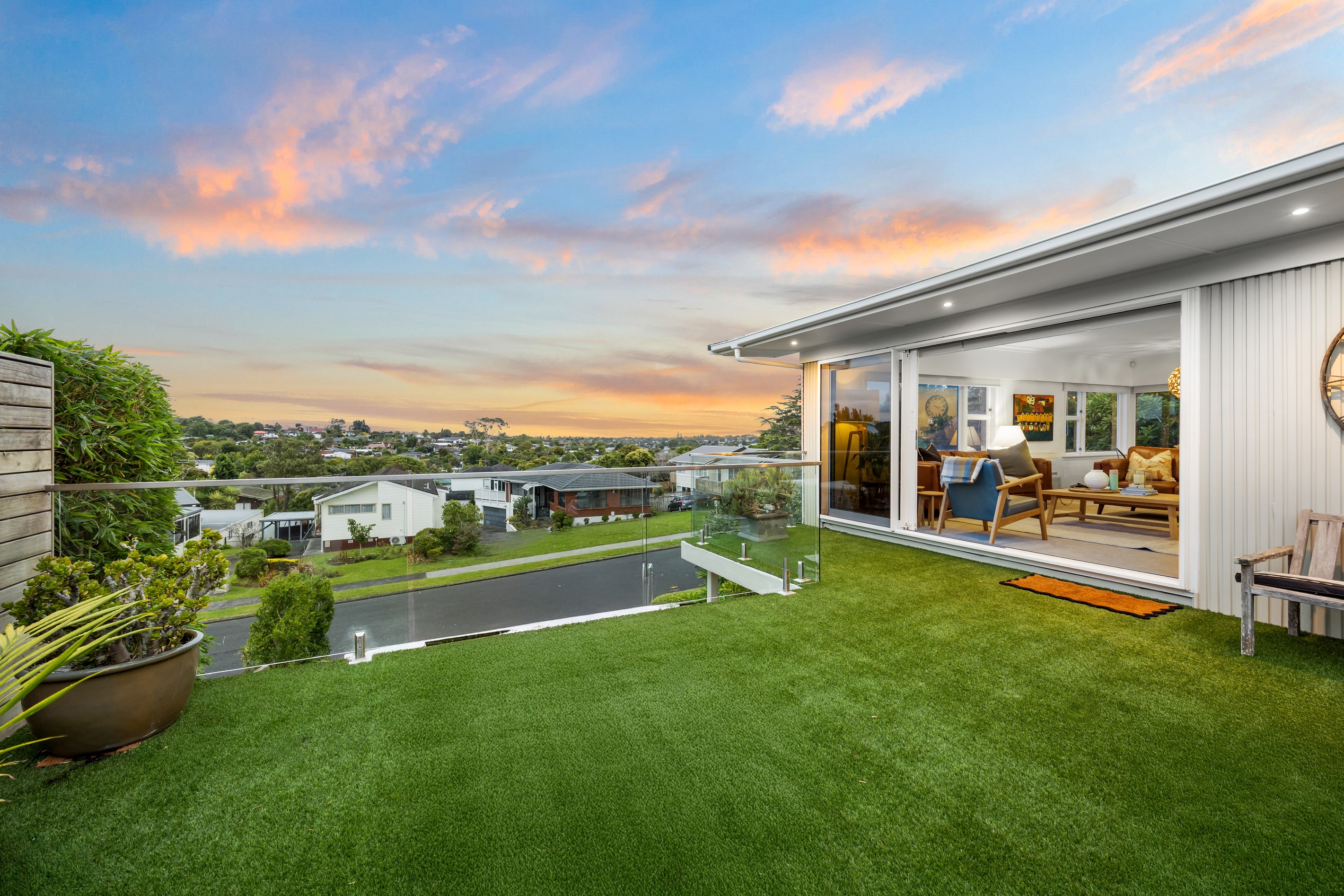 91 Beechdale Crescent, Pakuranga Heights, Manukau City